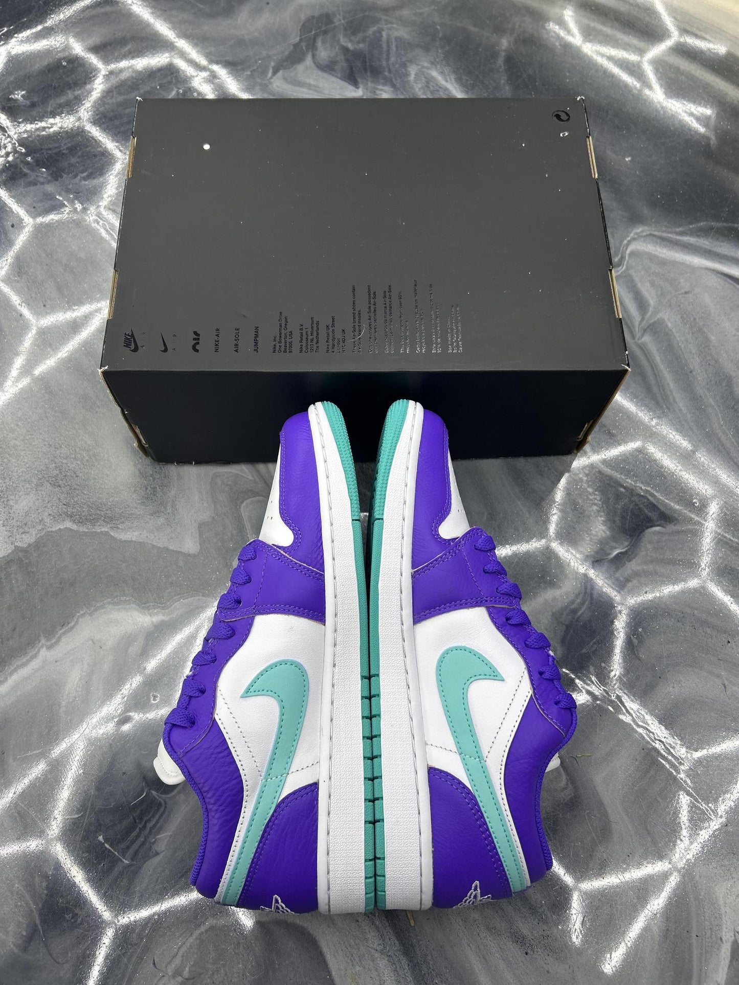 Jordan 1 Low "Purple Teal" Used Size 9