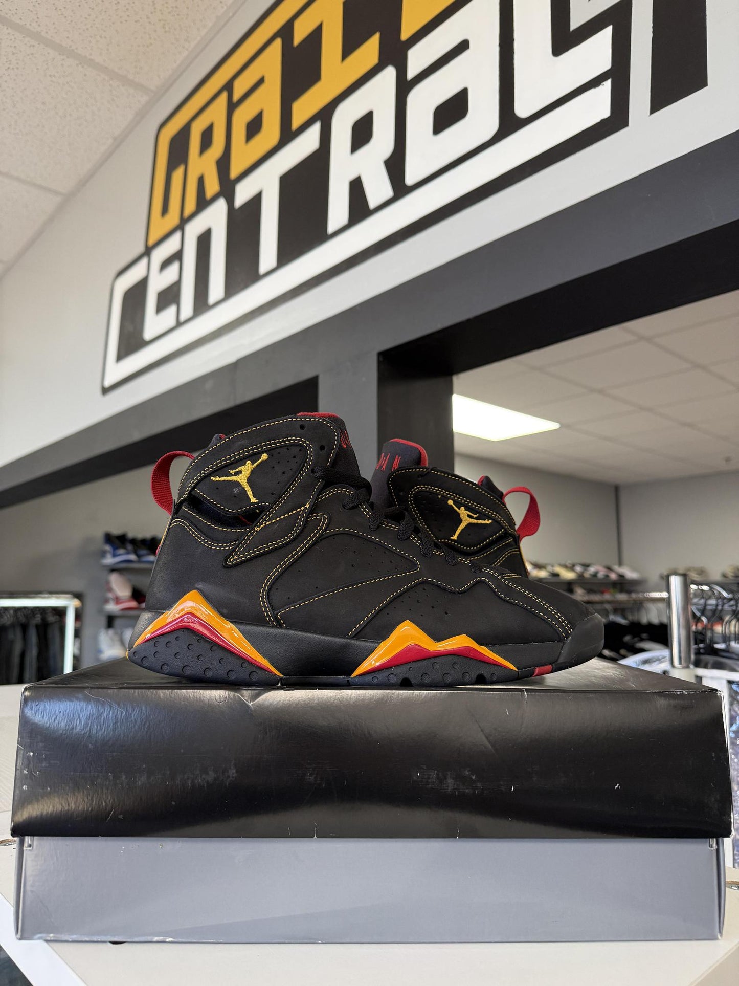 Jordan 7 "Citrus" Used Size 9.5