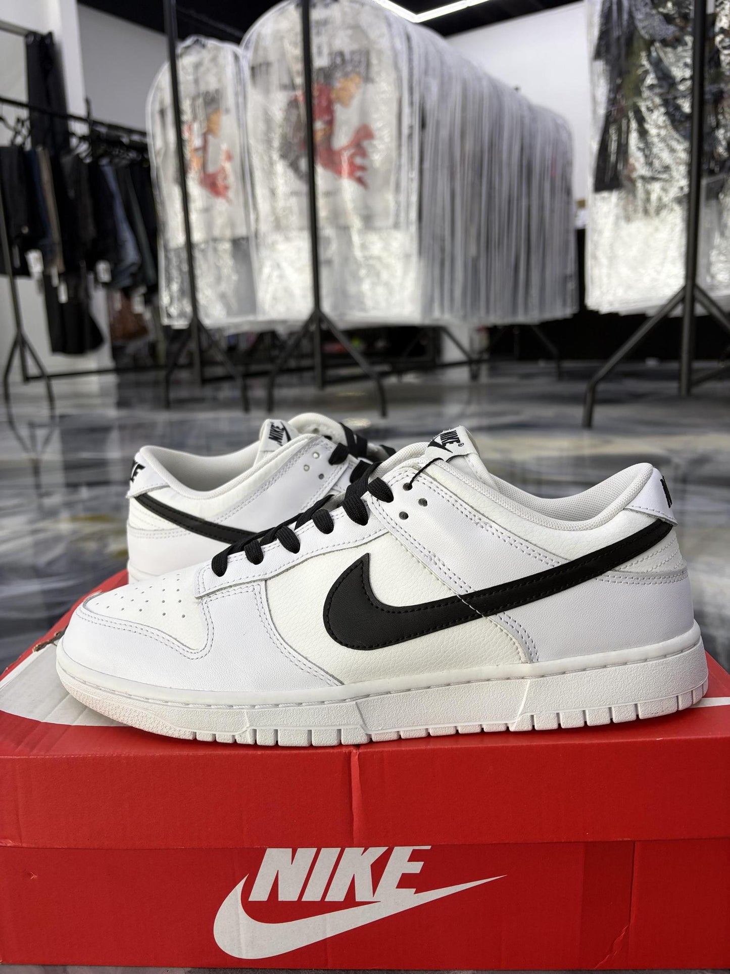 Nike Dunk Low "Reverse Panda" Used Size 10.5