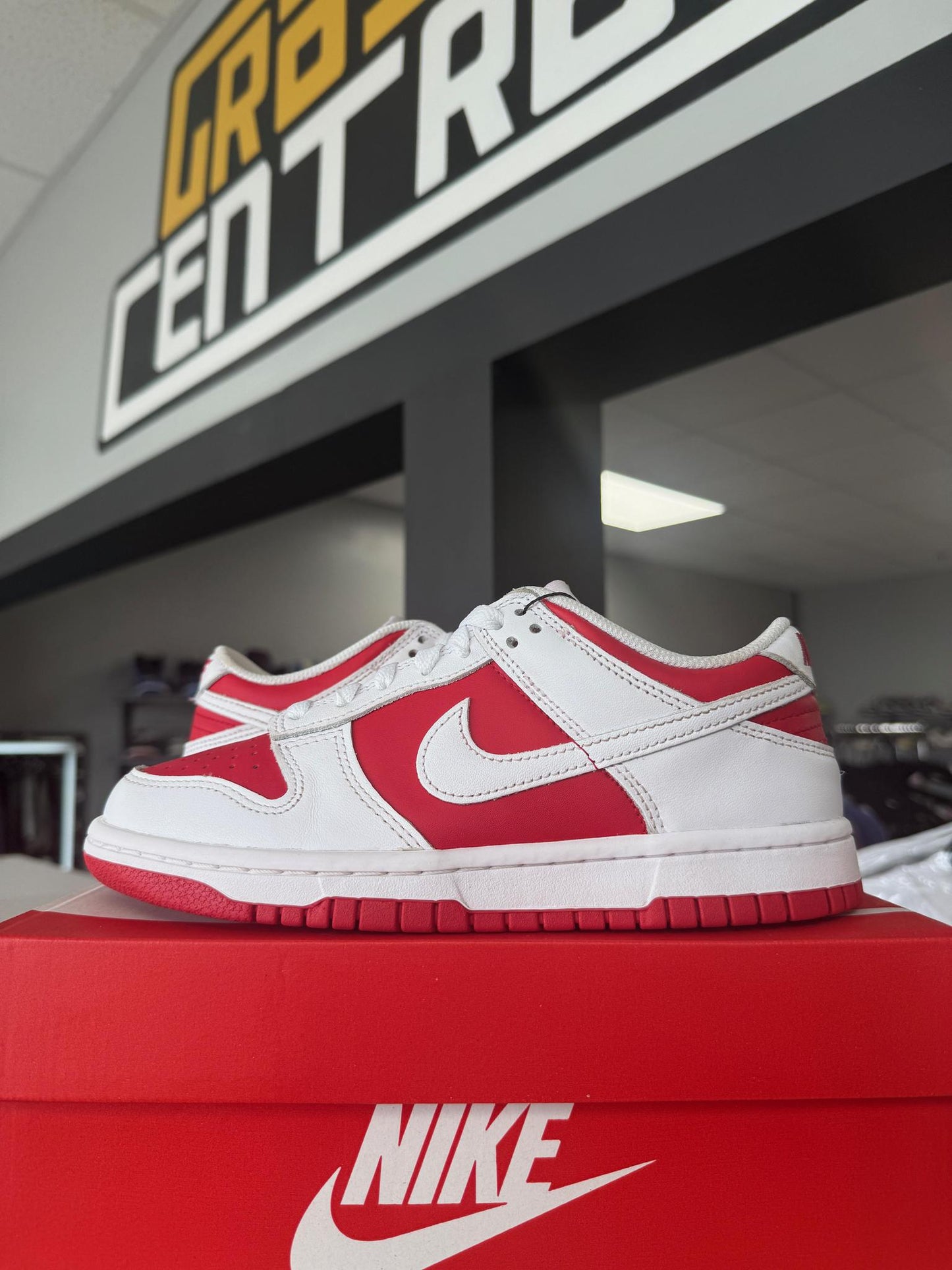 Nike Dunk Low "Championship Red" Used Size 5Y/6.5W