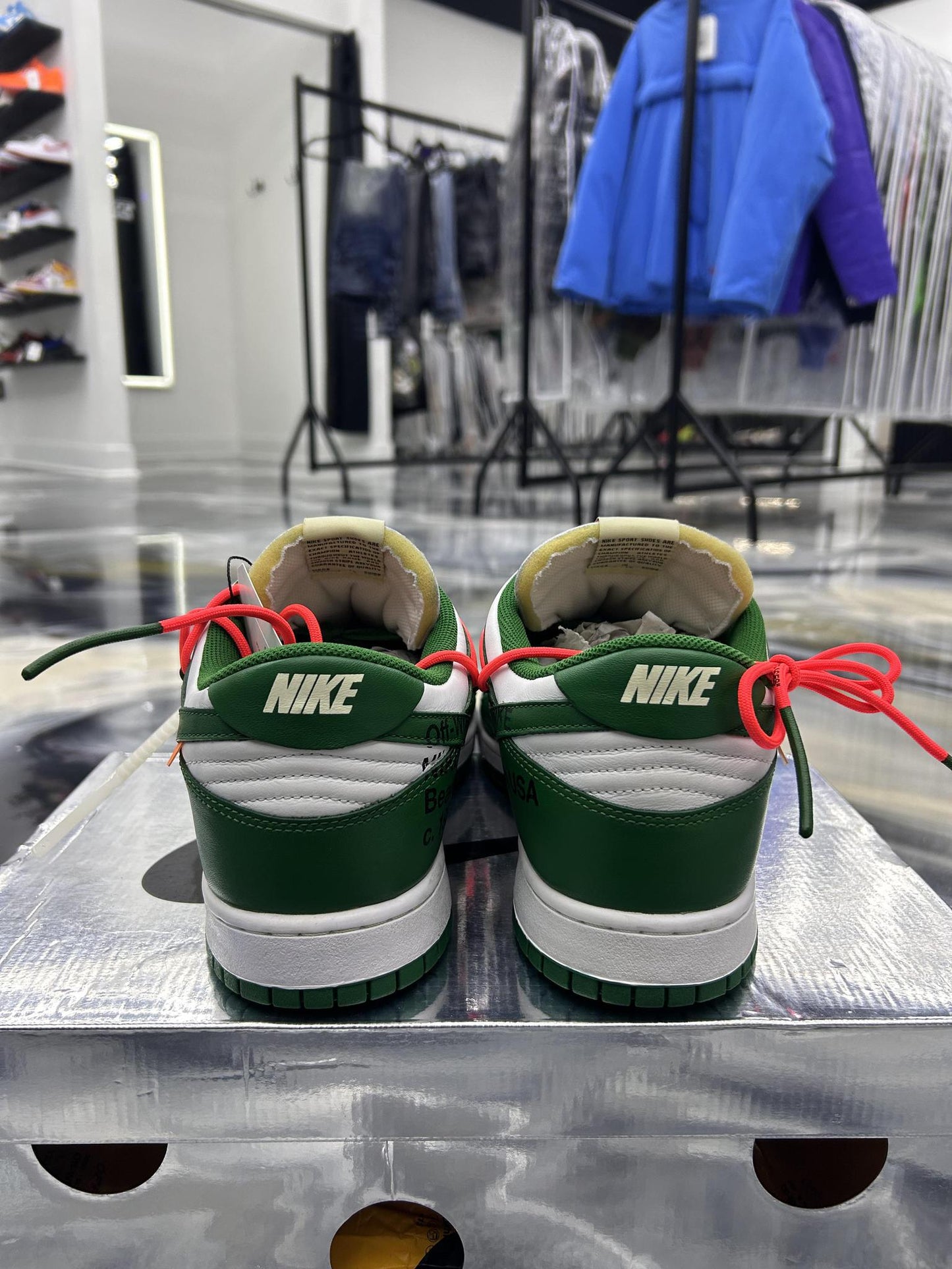 Nike Dunk Low Off White "Pine Green" Used Size 14