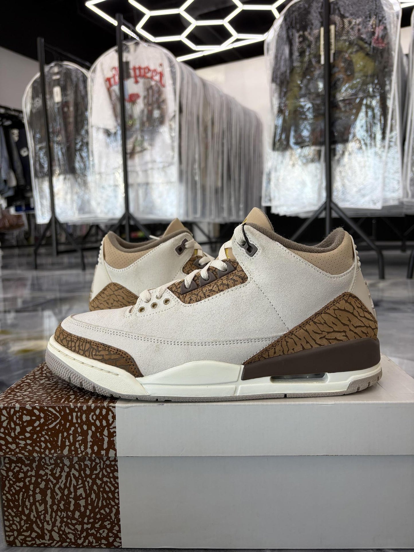 Jordan 3 "Palomino" Used Size 10.5