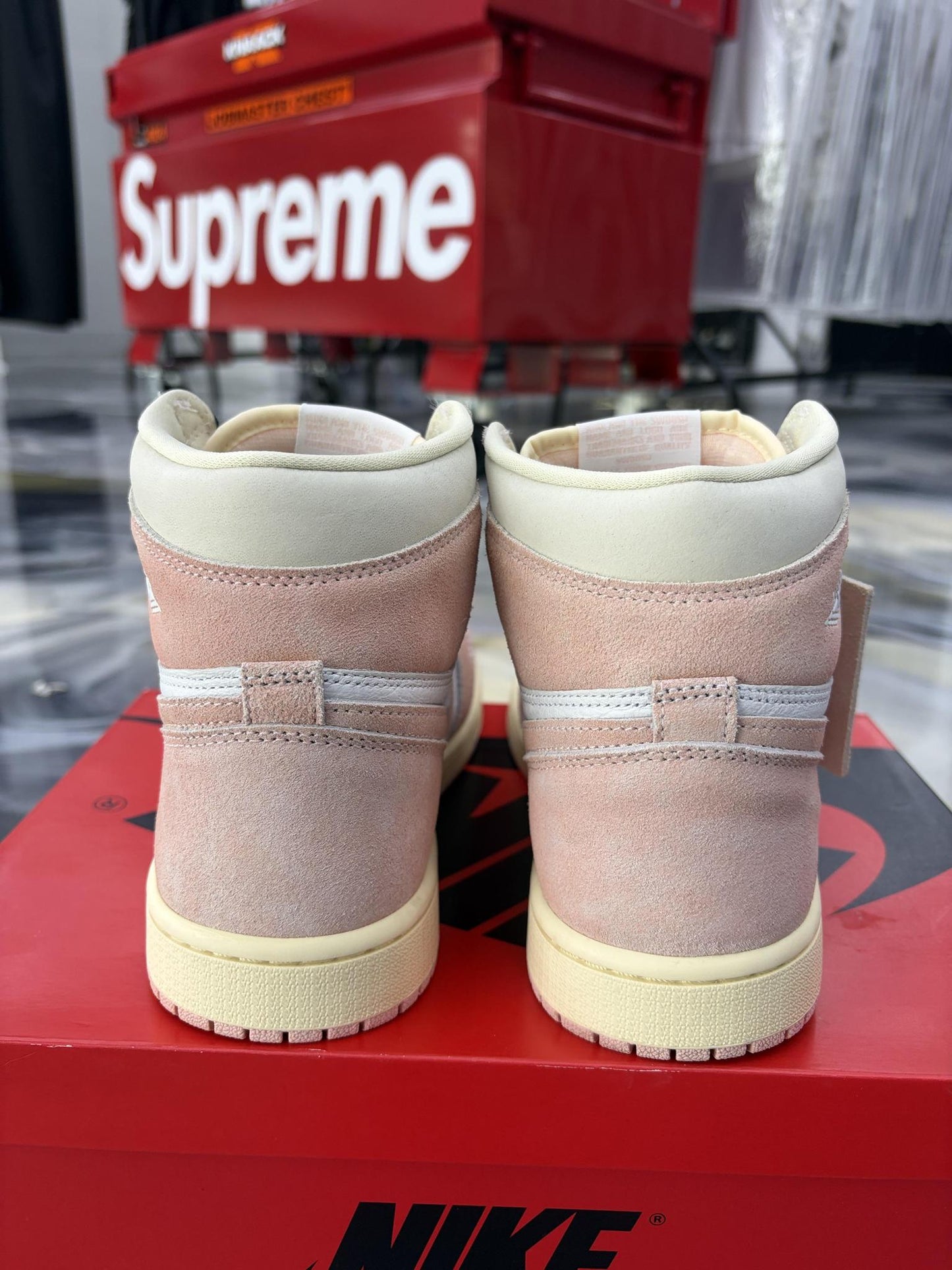 Jordan 1 High "Washed Pink" Used Size 6.5Y/8W