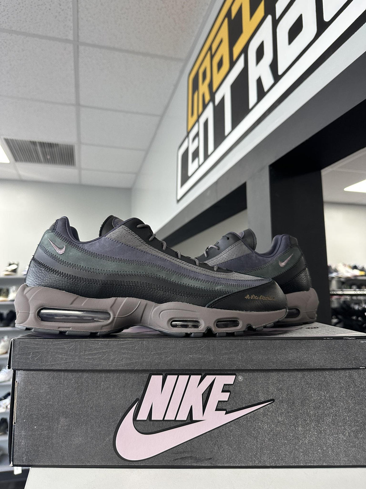 Nike Air Max 95 "A Ma Maniere" Used Size 14