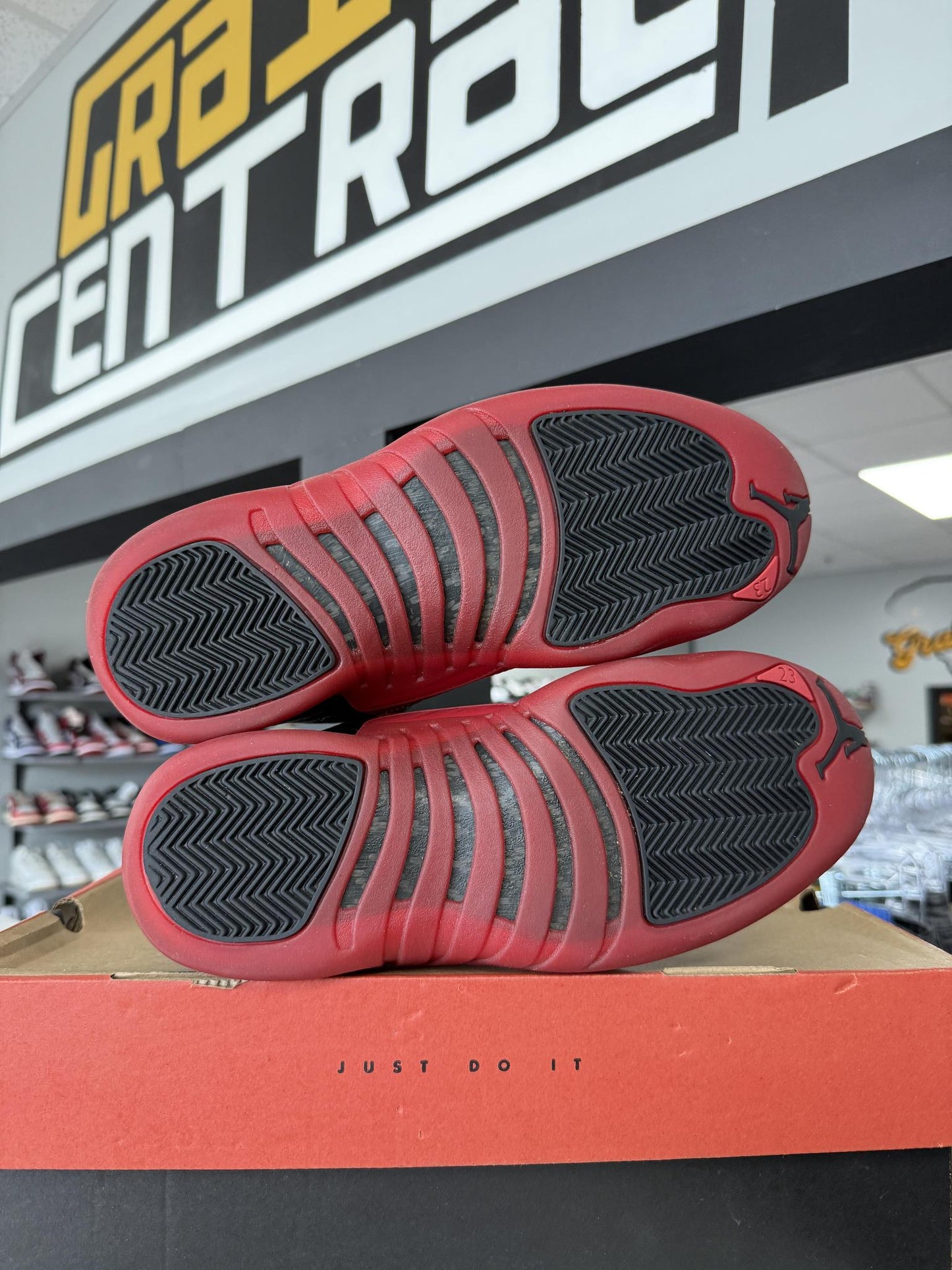 Jordan 12 "Flu Game" Used Size 8
