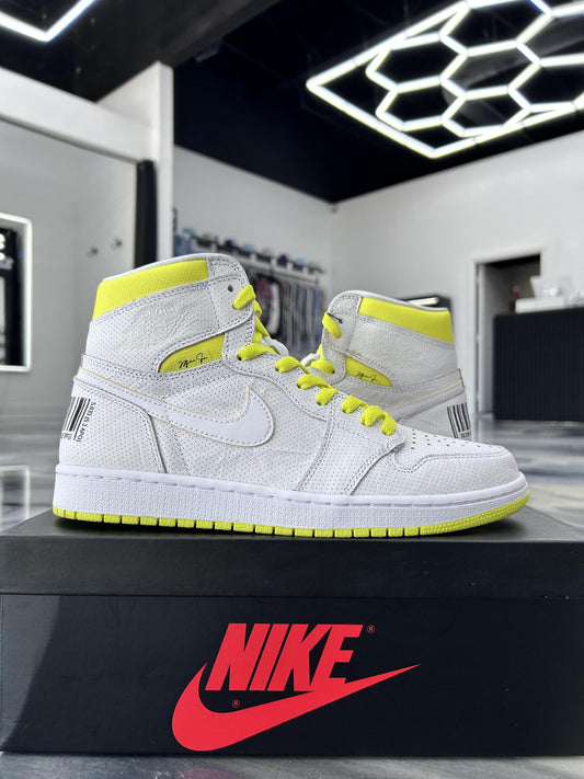Jordan 1 "First In Flight" Used Size 9.5