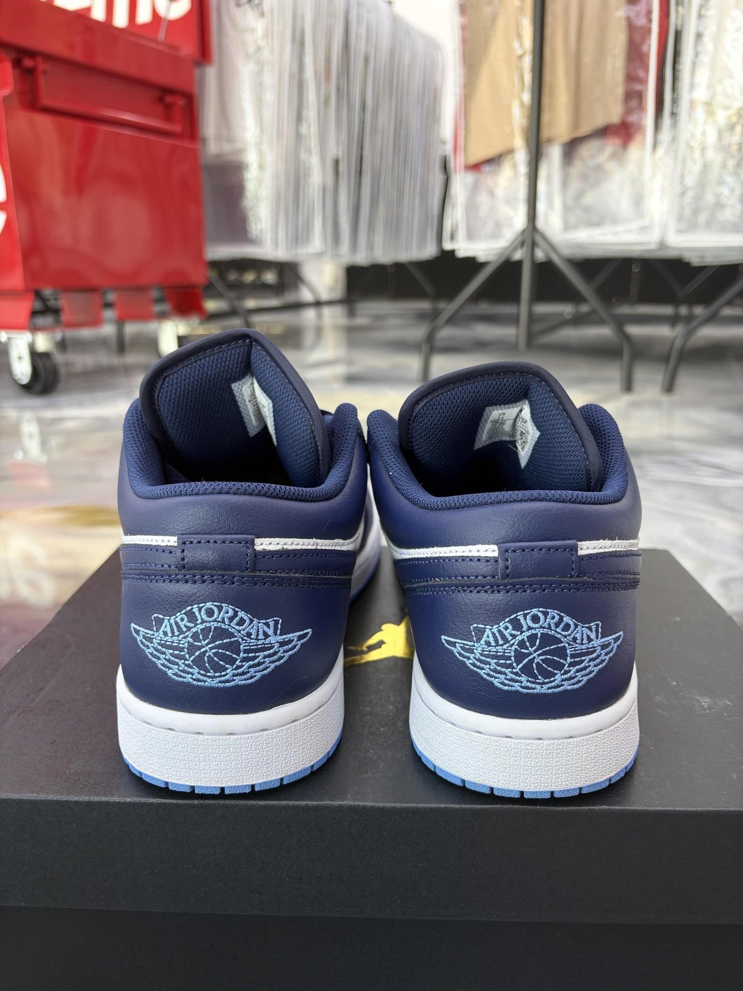 Jordan 1 Low "Midnight Navy" Used Size 11