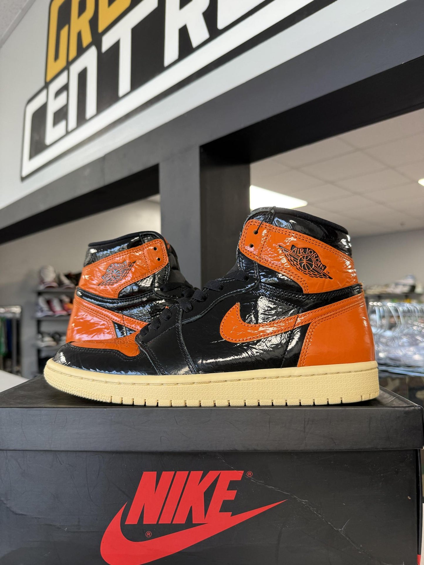 Jordan 1 "Shattered Backboard 3.0" Used Size 8
