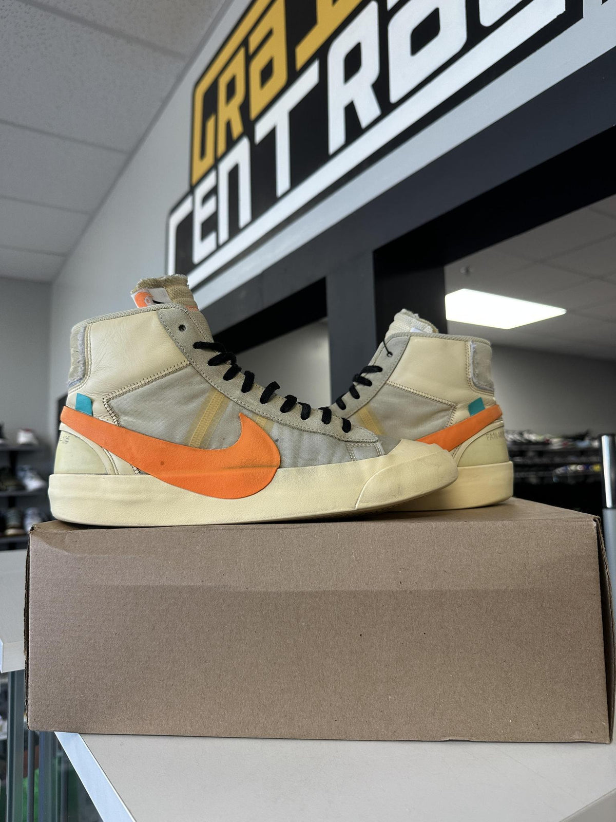 Nike Blazer Mid Off-White "All Hallow's Eve" Size 9 Used