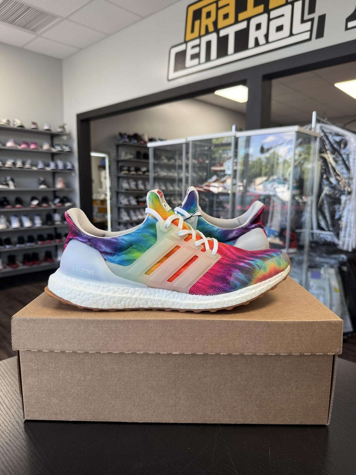 Adidas Ultra Boost x Nice Kicks "Woodstock 50th Anniversary" Used Size 9.5