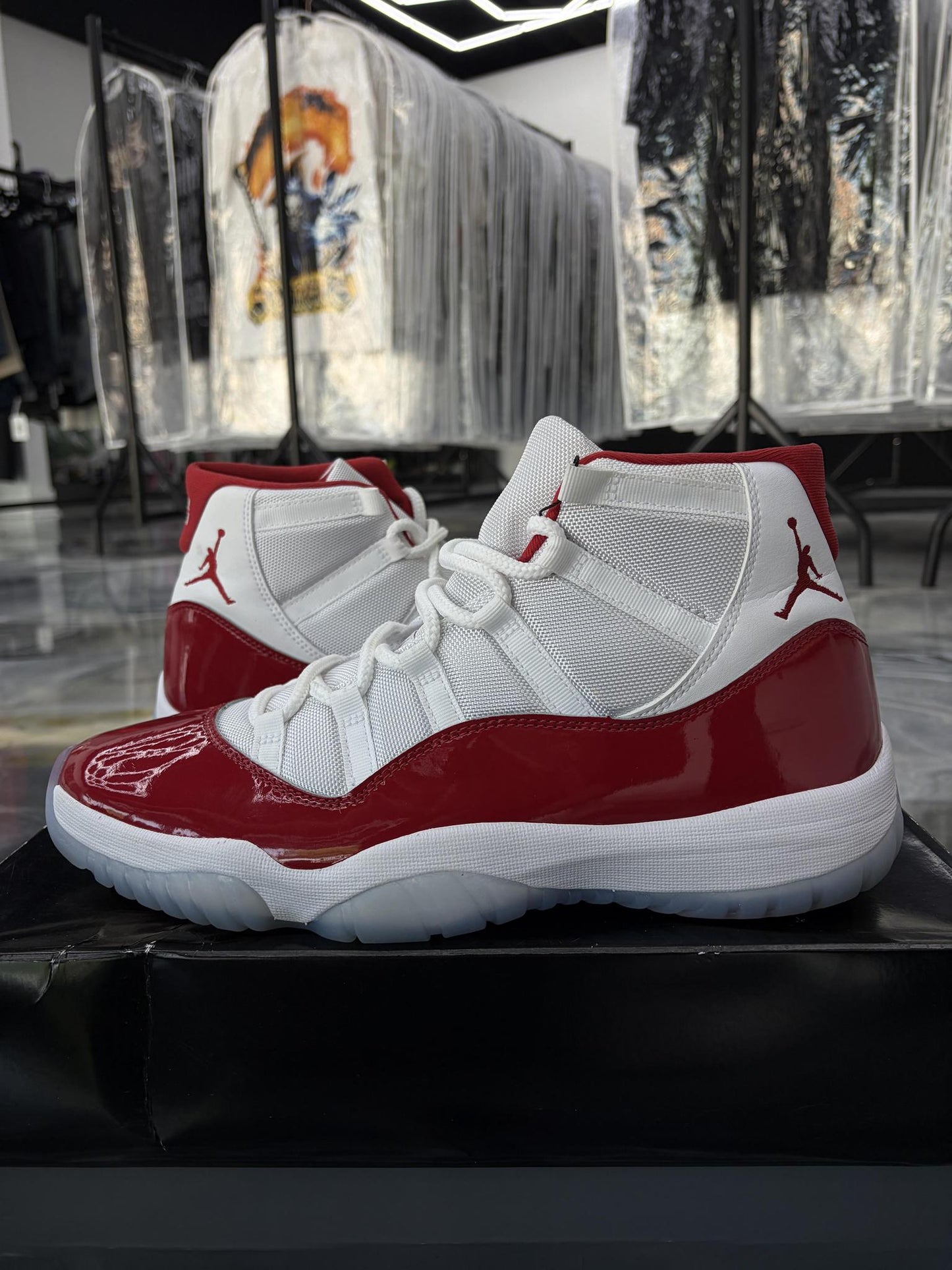 Jordan 11 "Cherry" Used Size 13