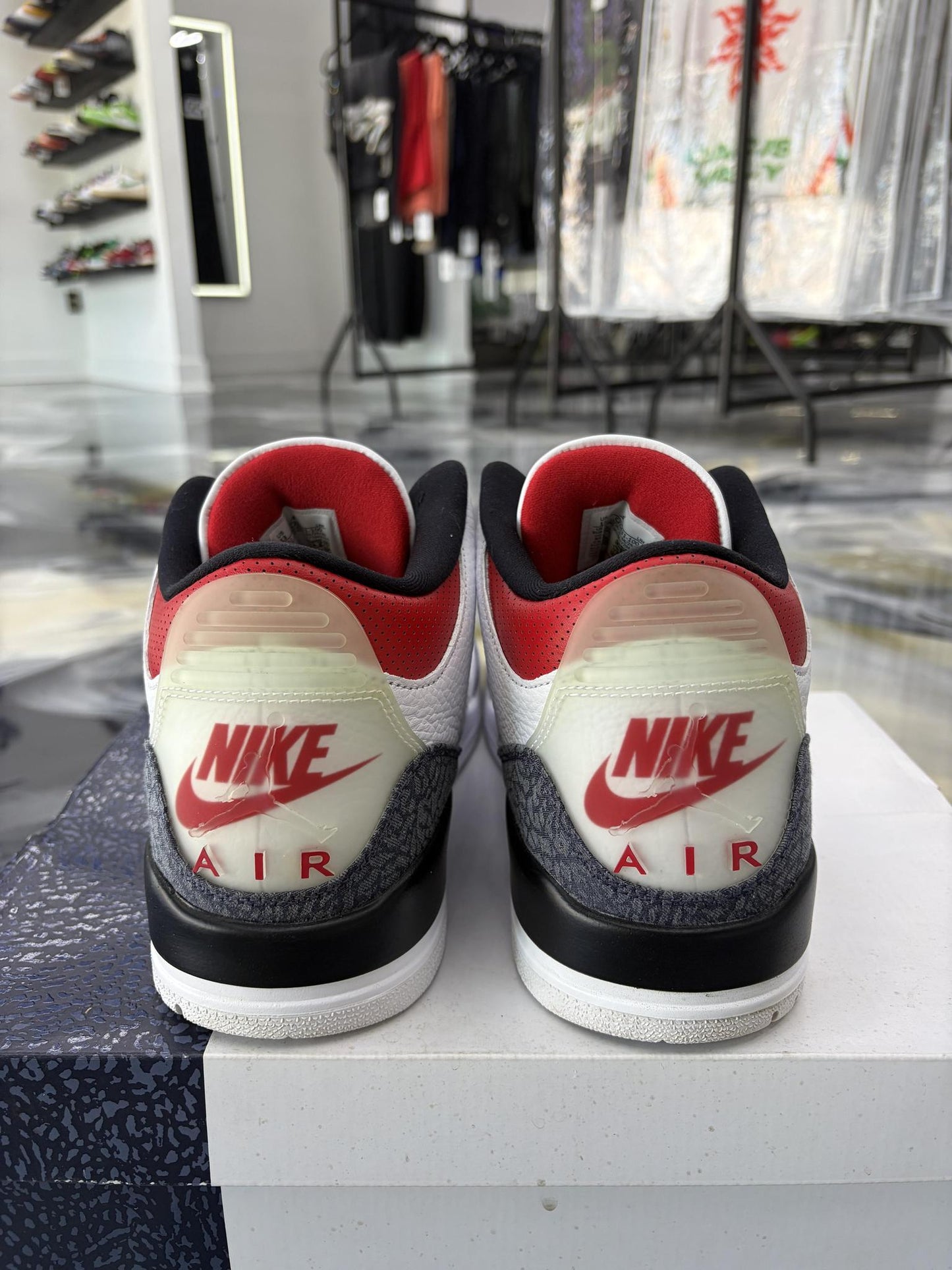 Jordan 3 "Fire Red Denim" Used Size 13