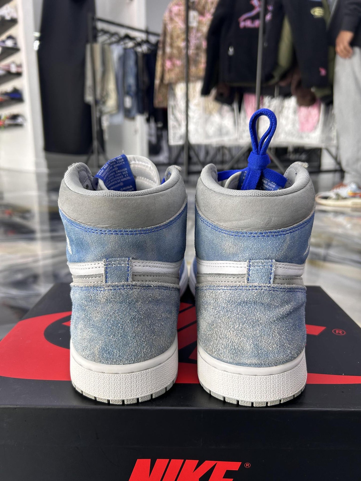 Jordan 1 "Hyper Royal Smoke Grey" Used Size 11.5