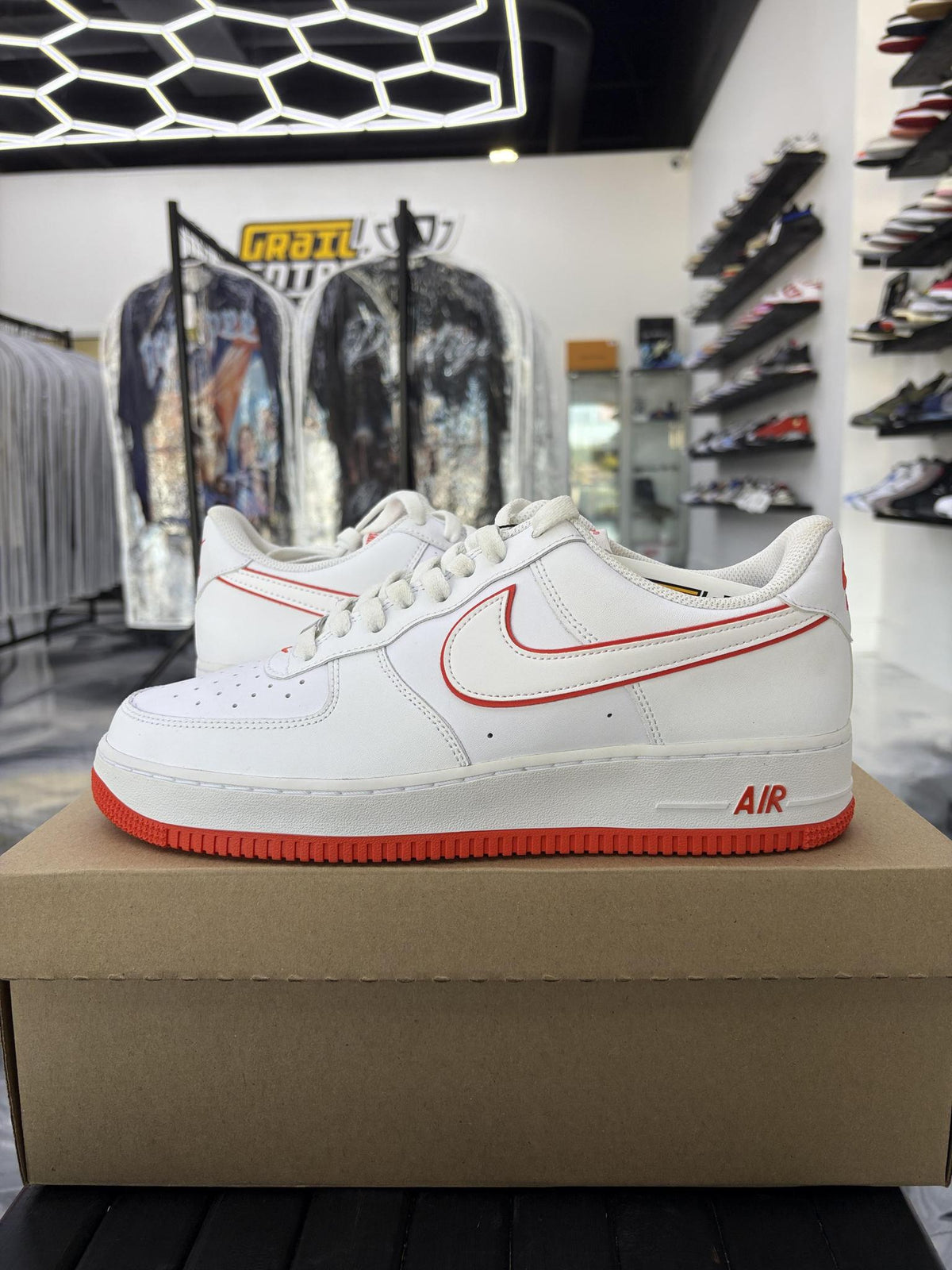 Nike Air Force 1 Low "Picante Red" Used Size 10