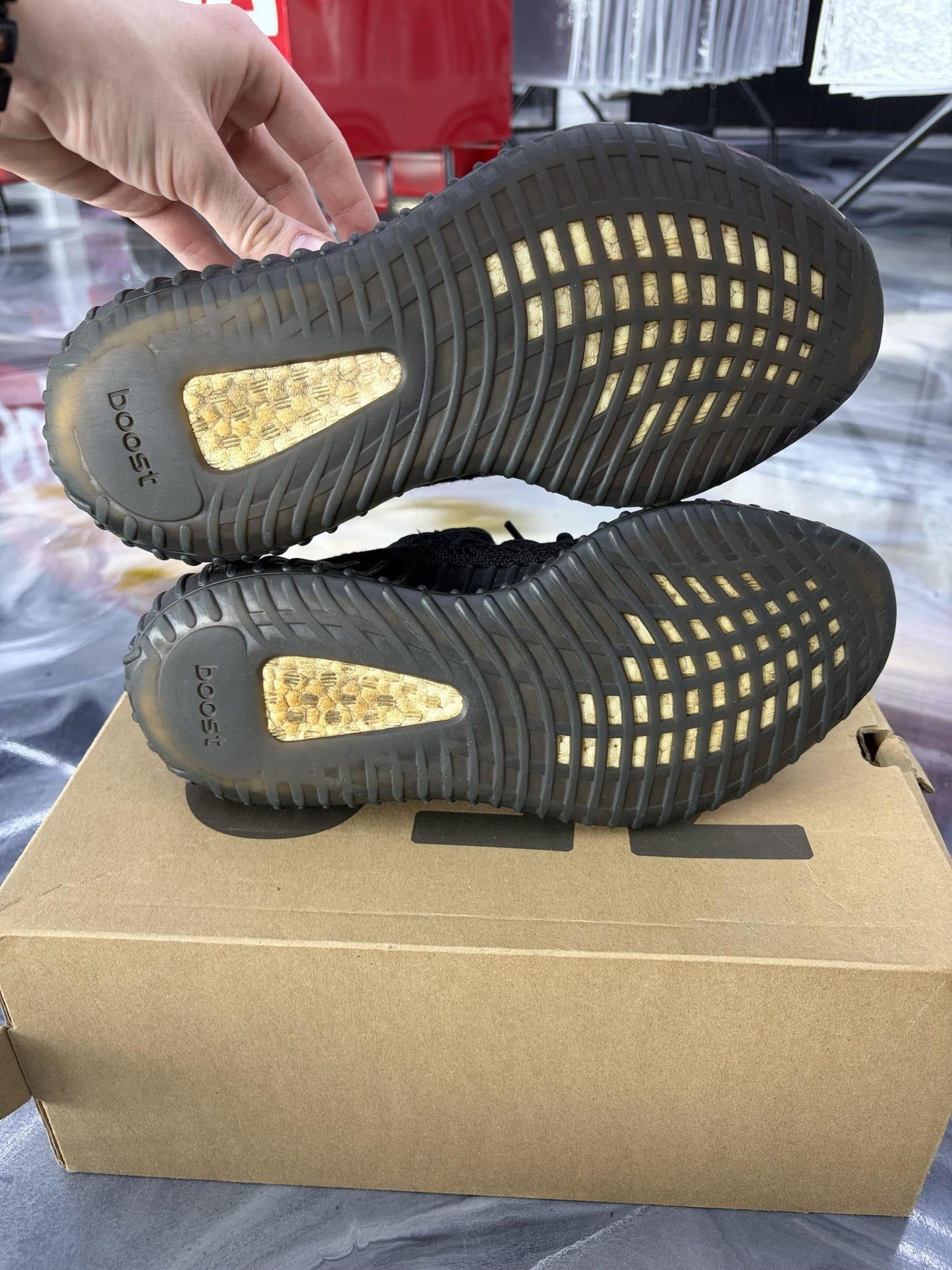 Adidas Yeezy 350 "Bred" Used Size 9