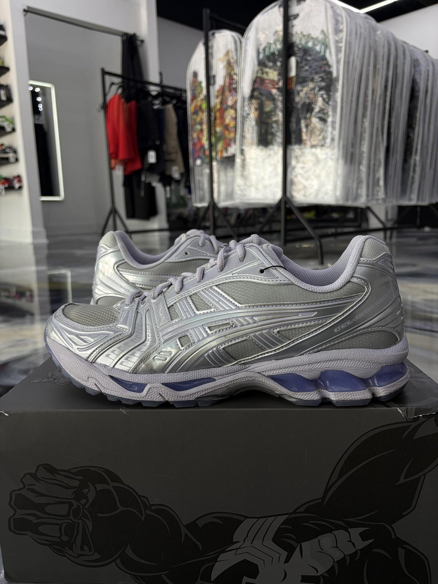 Asic Gel Kayano "Silver Surfer" Used Size 11.5