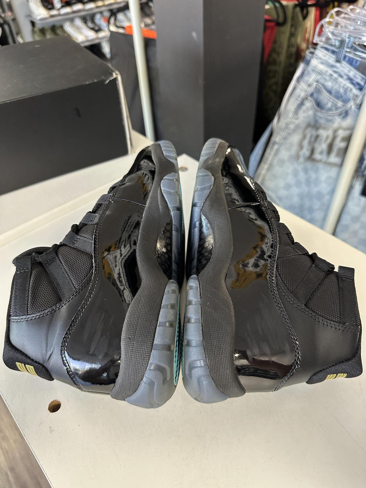 Jordan 11 Gamma Used