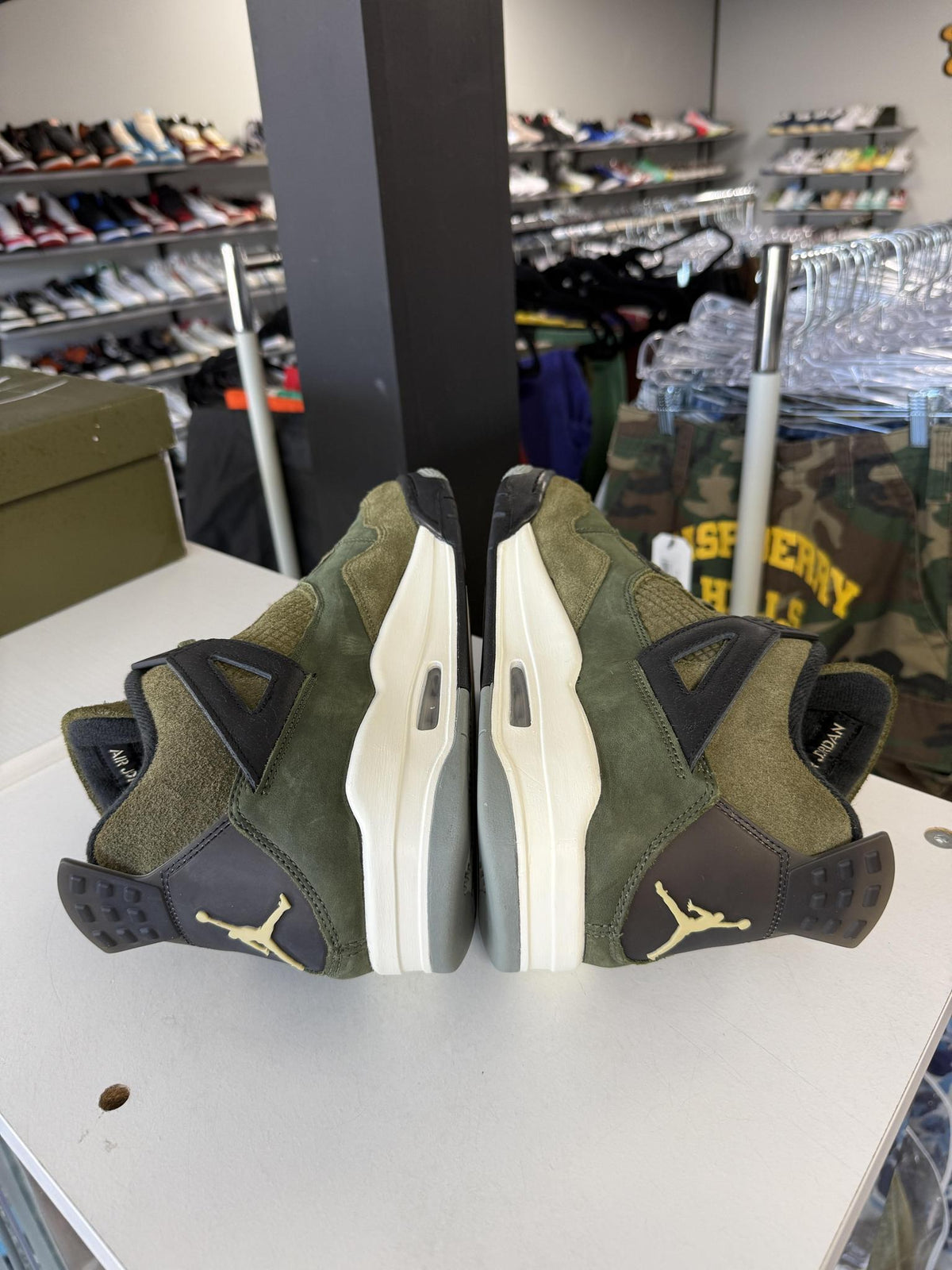 Jordan 4 "Craft Olive" Used Size 13