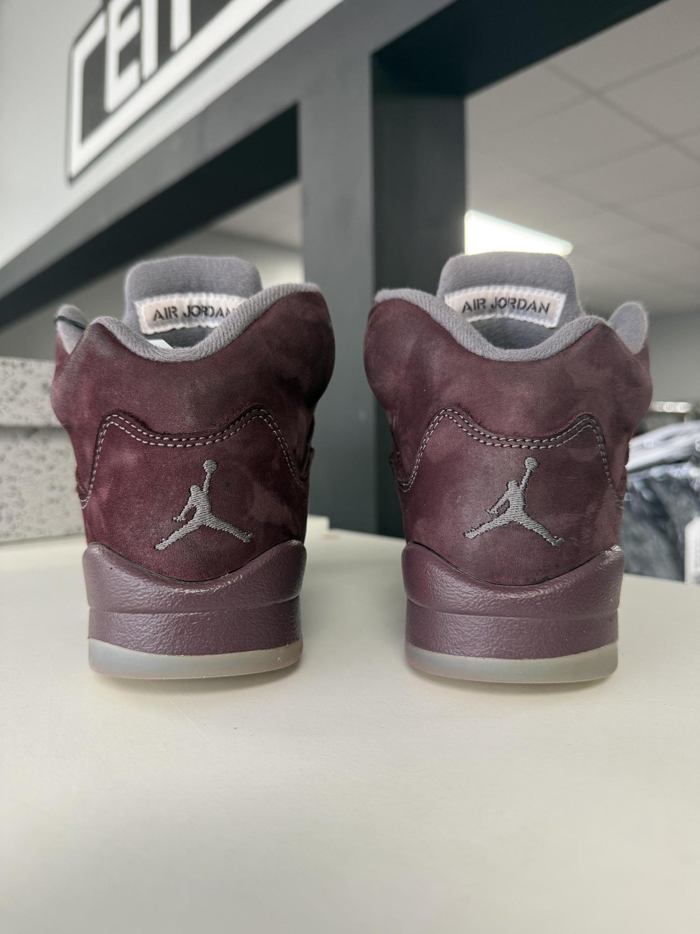 Jordan 5 "Burgundy" Used Size 5.5Y/7W