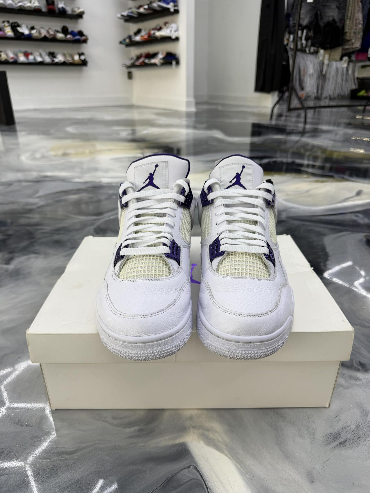 Jordan 4 "Metallic Purple" Used Size 13