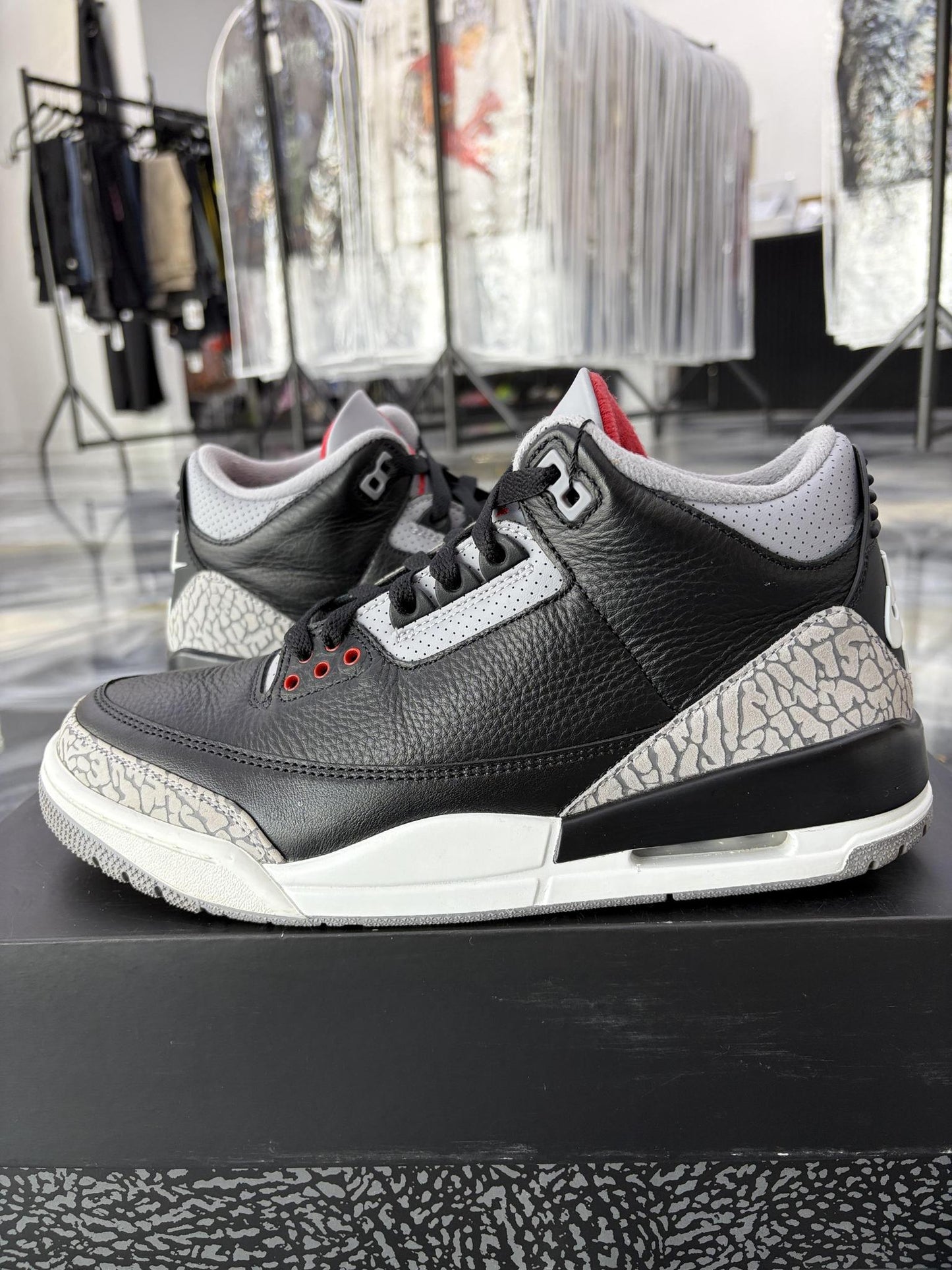 Jordan 3 "Black Cement Reimagined" Used Size 8.5