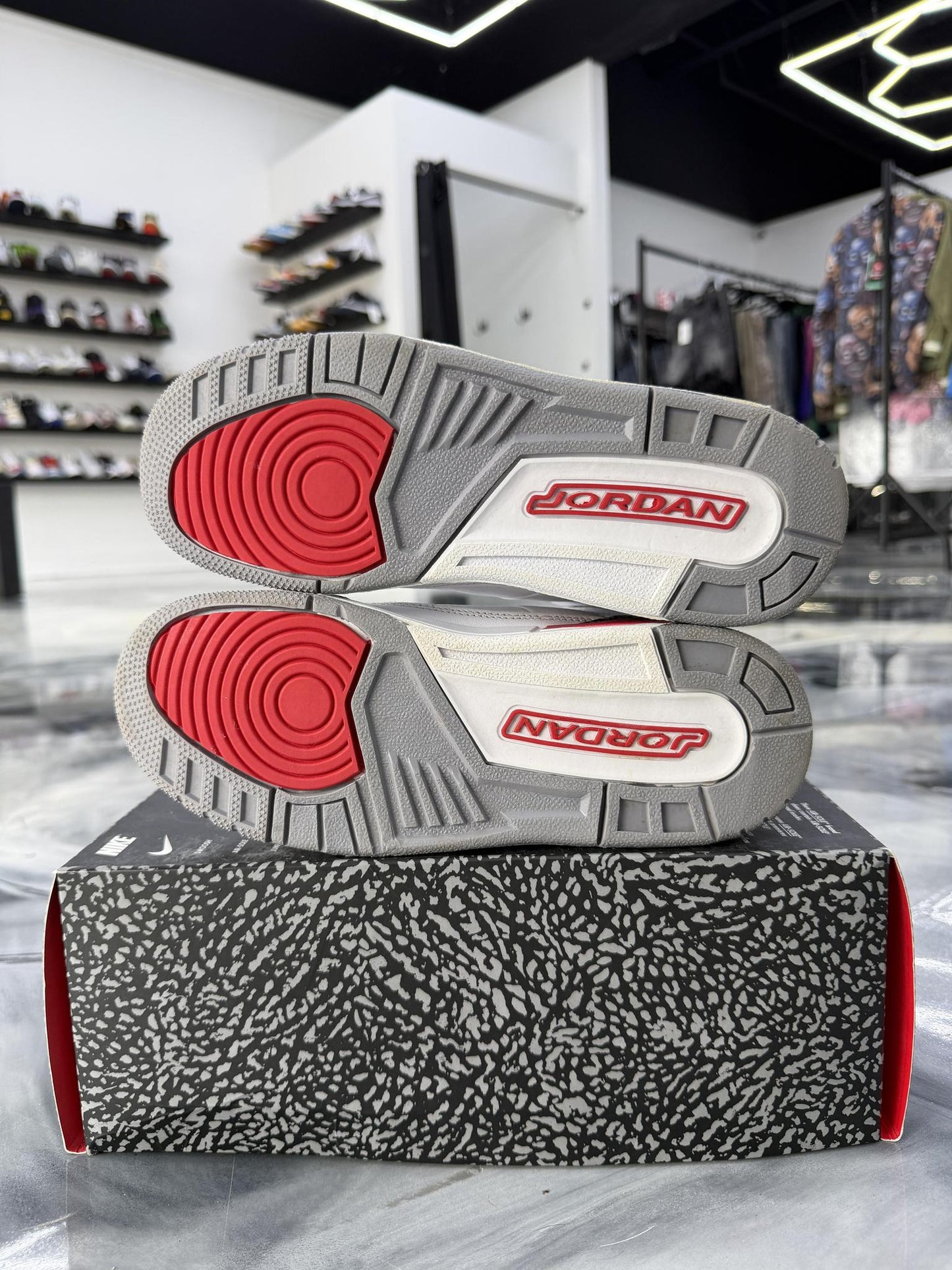 Jordan 3 "Fire Red" Used Size 6Y