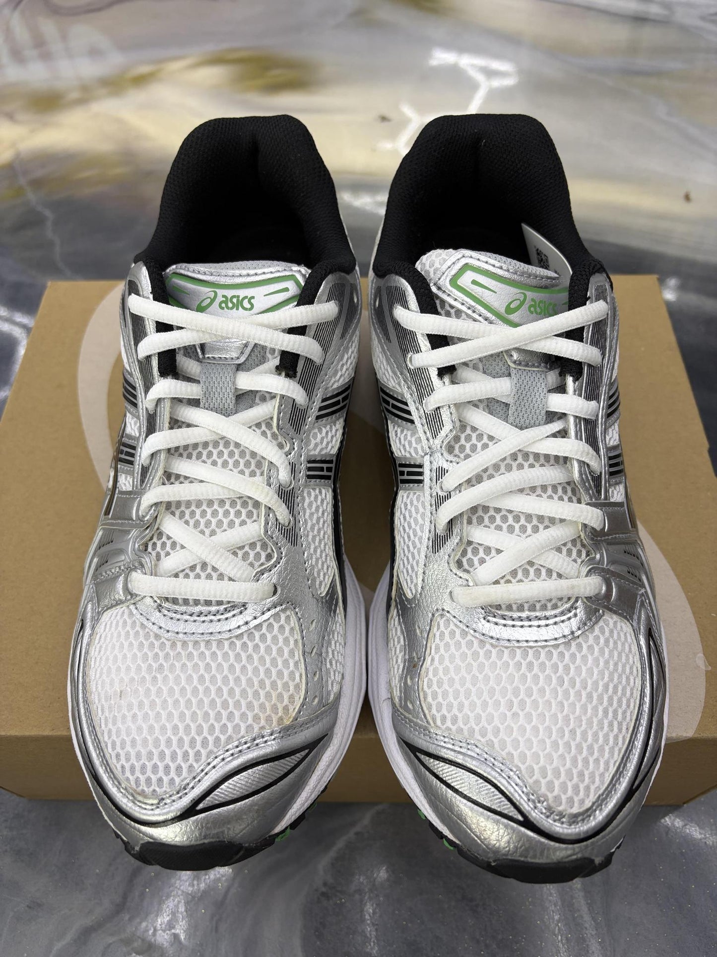 Asics Kayano 14 "Malachite Green" Used Size 9