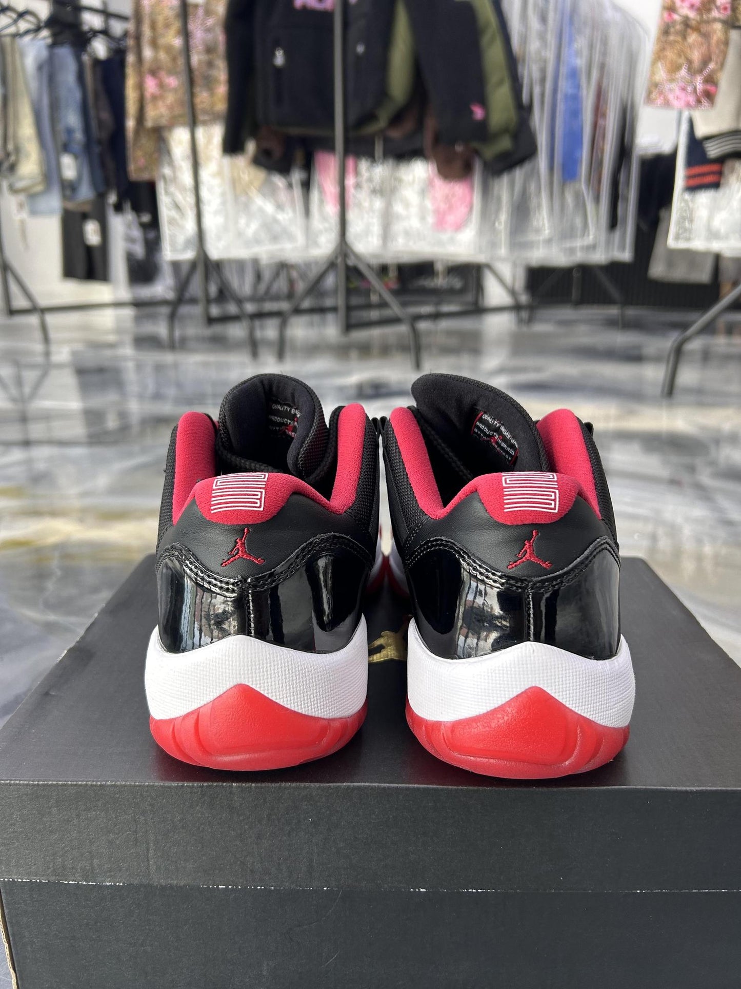 Jordan 11 "Bred" Low Used Size 9