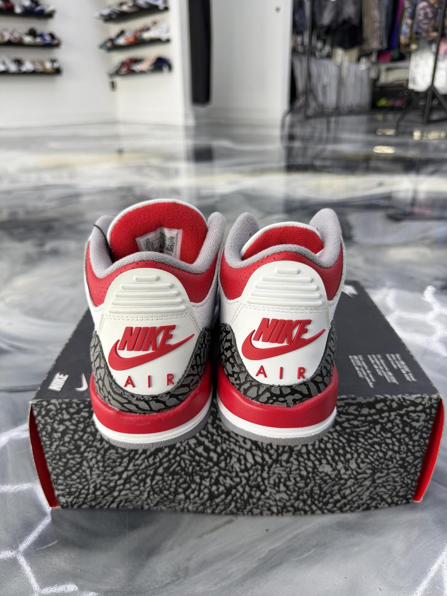 Jordan 3 "Fire Red" Used Size 6Y