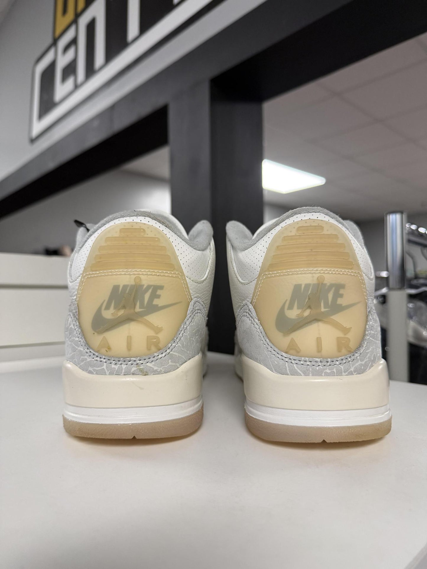 Jordan 3 "Craft Ivory" Used Size 10.5
