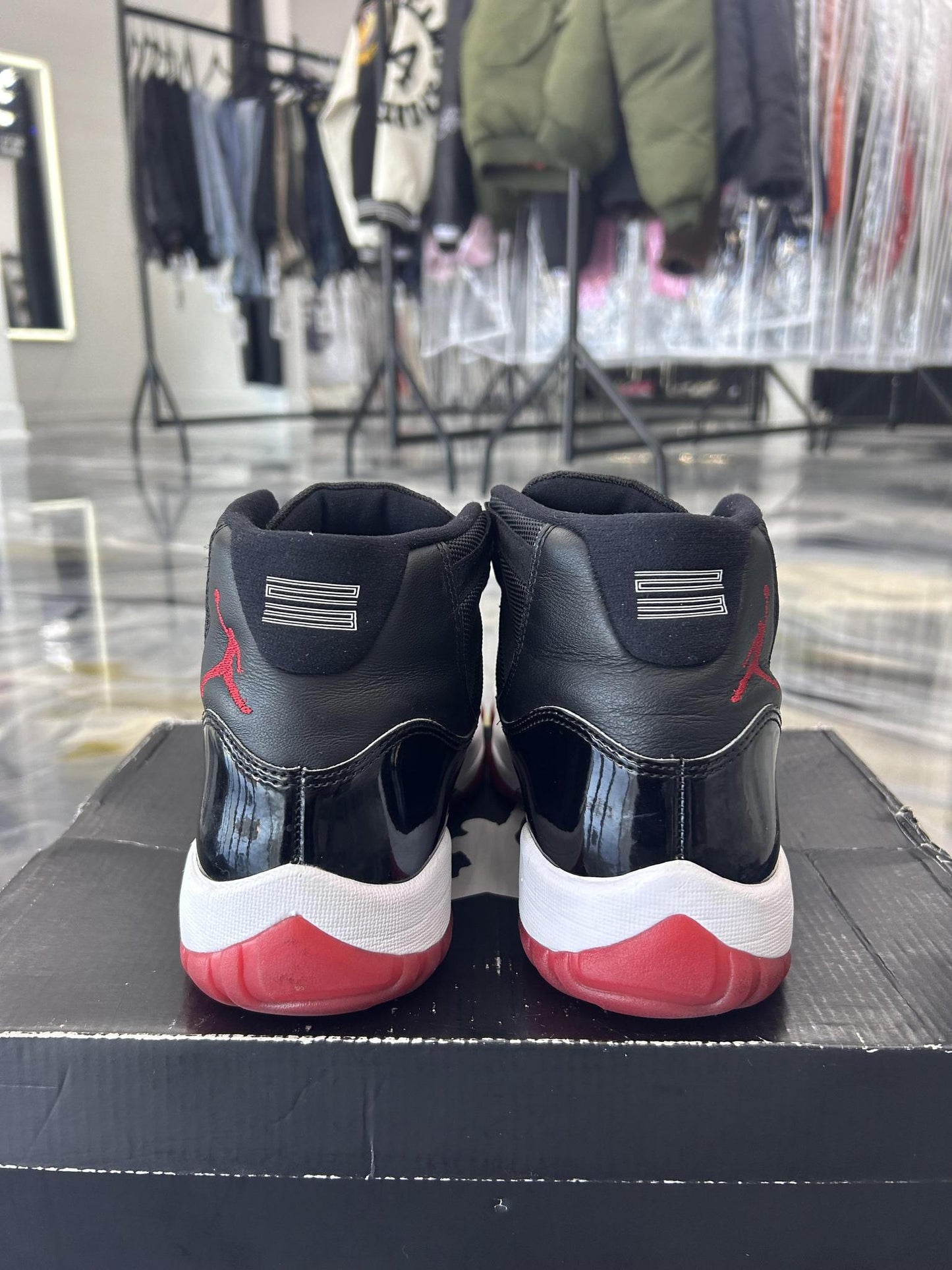 Jordan 11 "Bred" Used Size 9