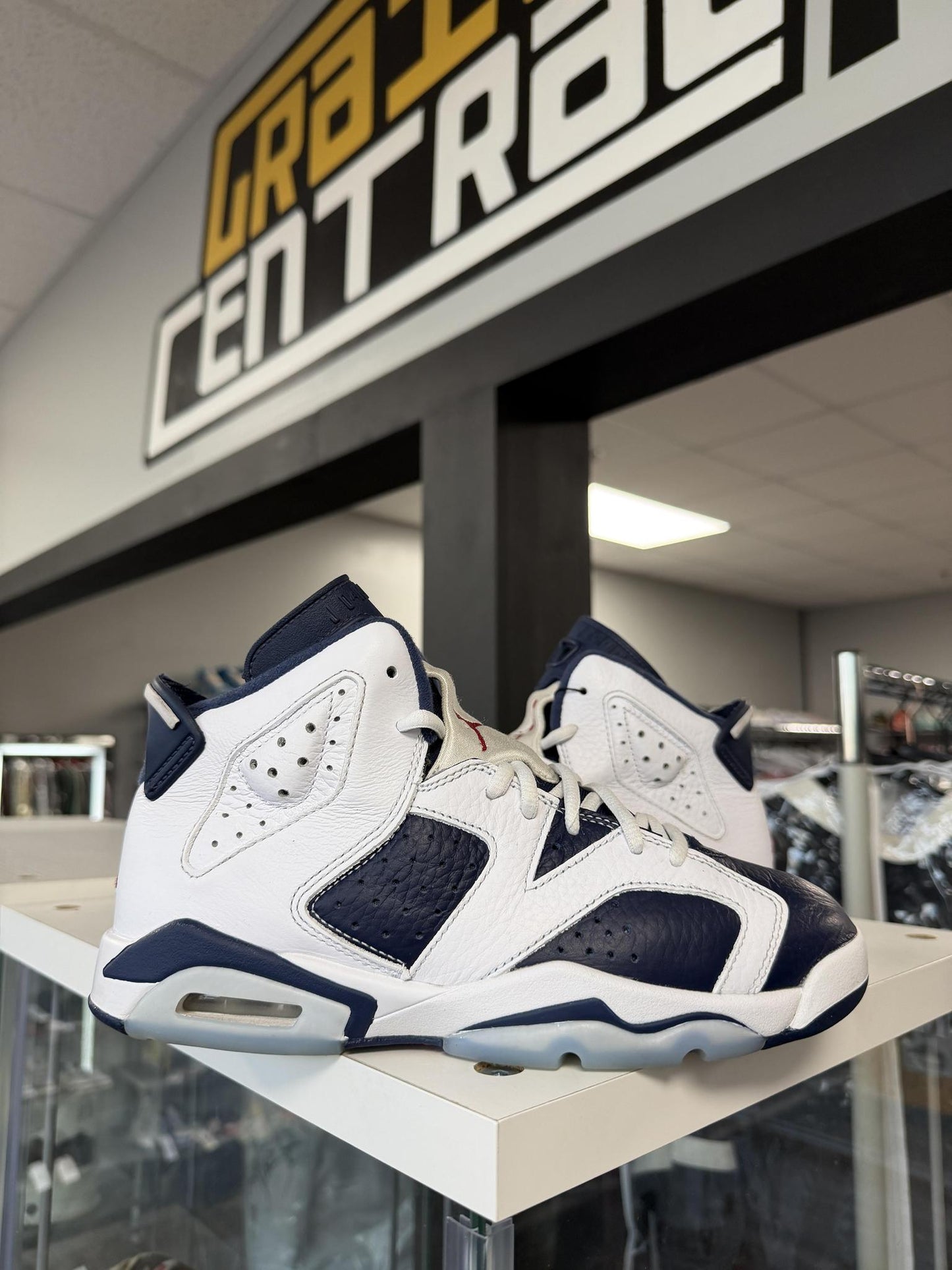 Jordan 6 "Olympic" Used Size 6Y/7.5W