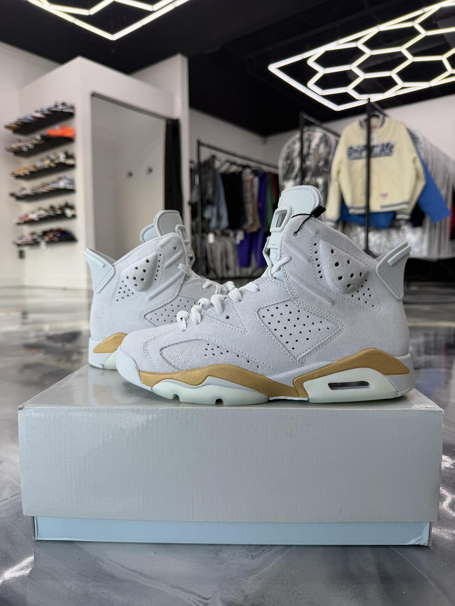 Jordan 6 "Pure Platinum Glacier Blue" Size 6.5/8W