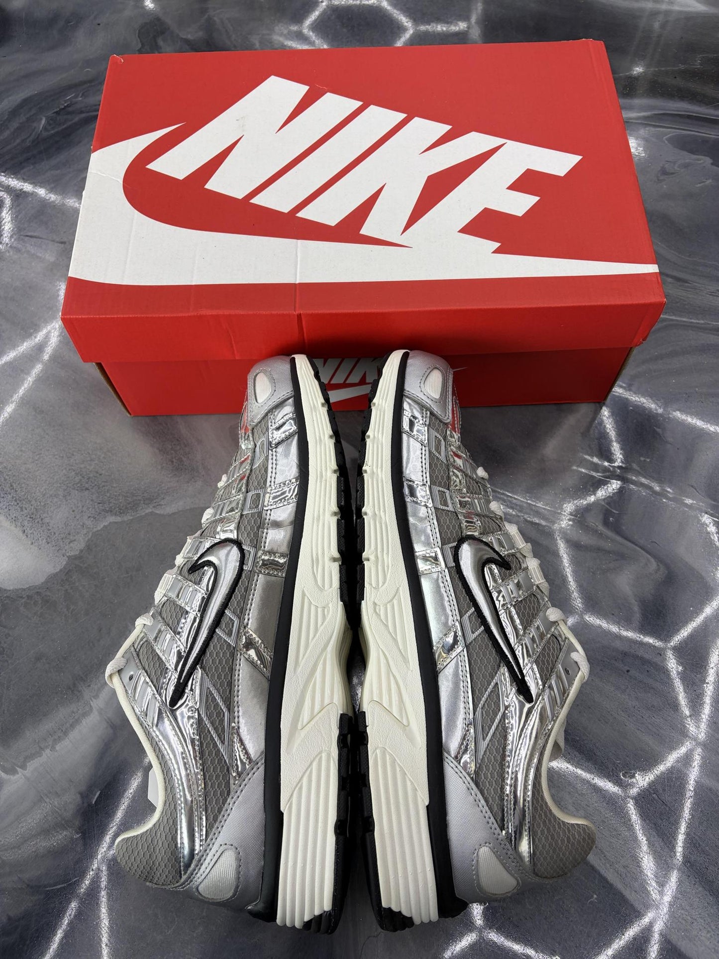 Nike P-6000 "Metallic Silver" Used Size 12