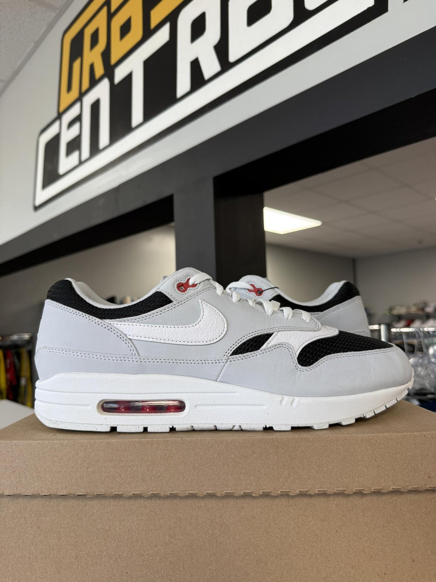 Air Max 1 "Black Grey" Used Size 14
