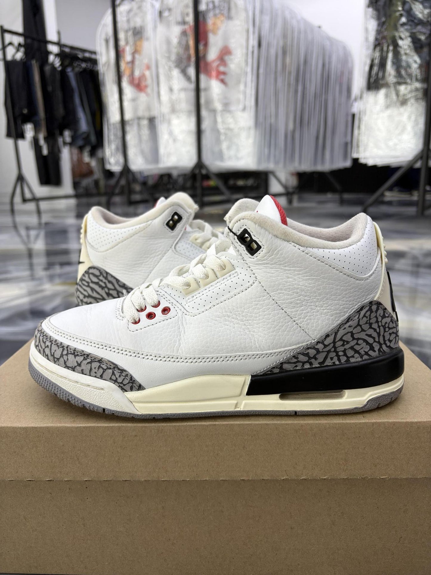 Jordan 3 "Reimagined" Used Size 7Y/8.5W