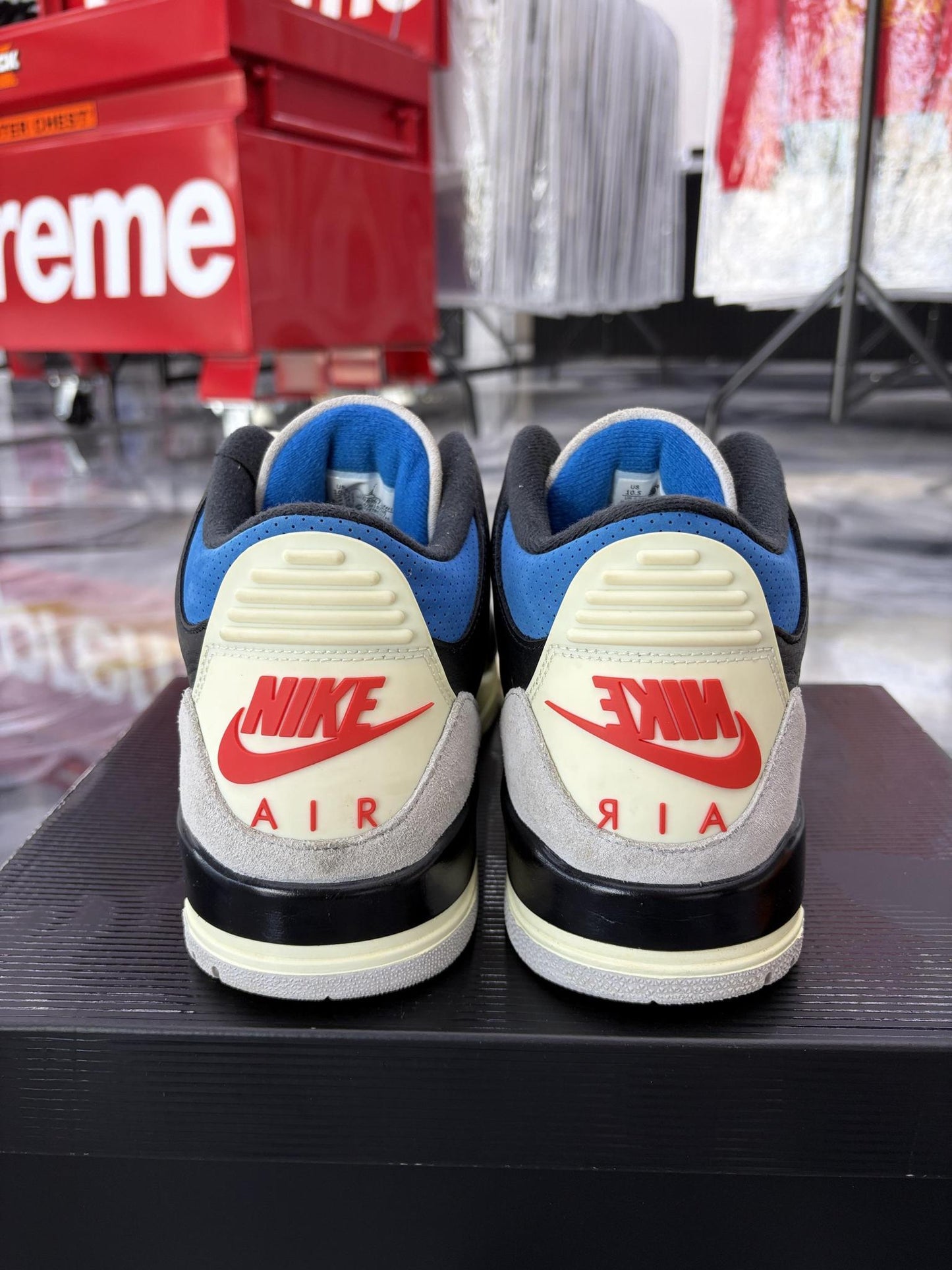 Jordan 3 "Rare Air" Used Size 10.5