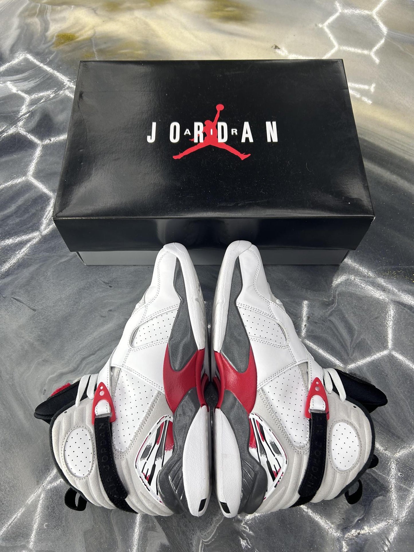 Jordan 8 "Bugs Bunny" Used Size 9