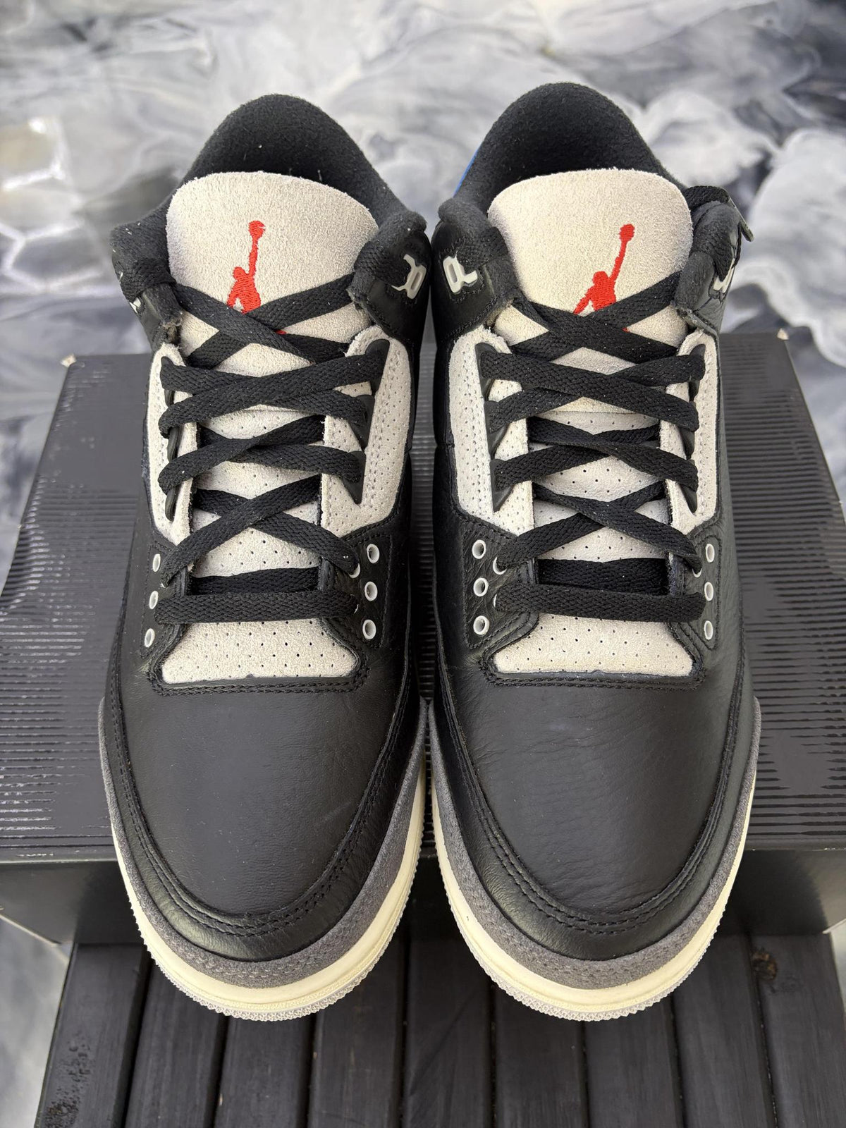 Jordan 4 "Rare Air" Used Size 9
