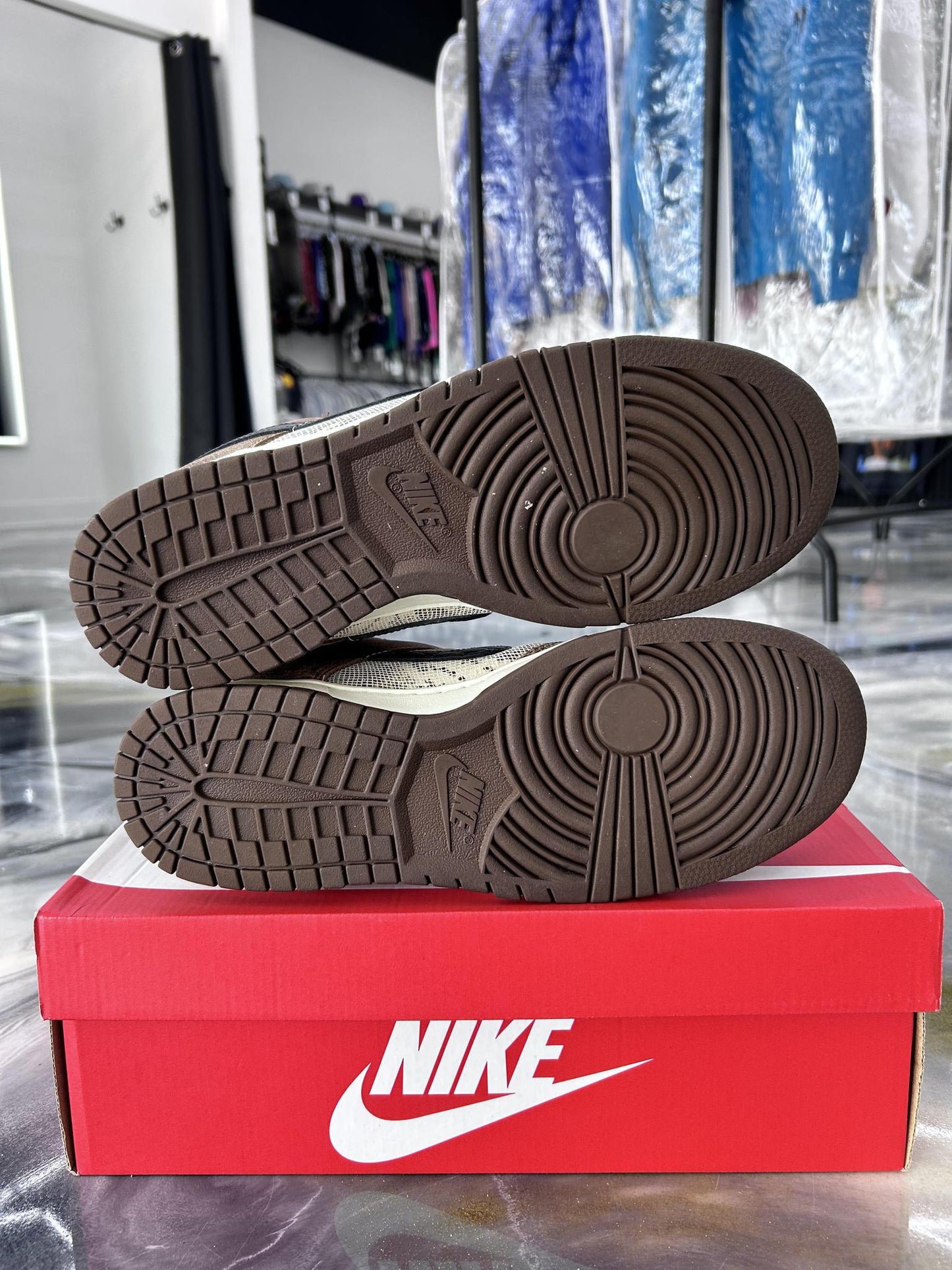 Nike Dunk Low "Brown Snakeskin" Used Size 9.5