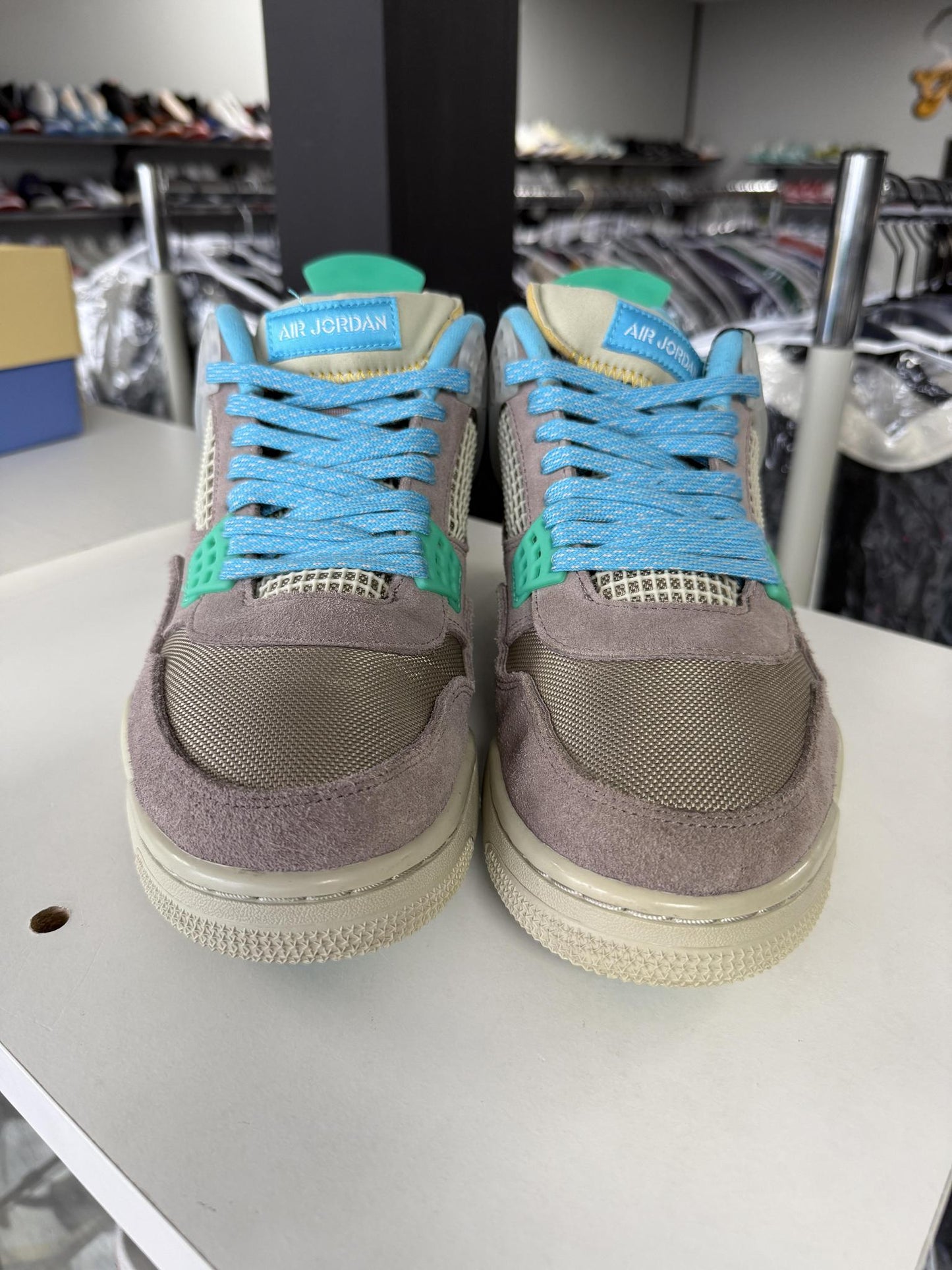 Jordan 4 Union "Taupe Haze" Used Size 11