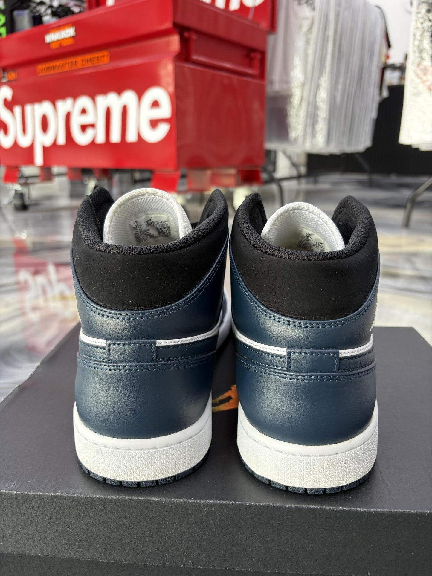 Jordan 1 Mid "Armory Navy" Used Size 12