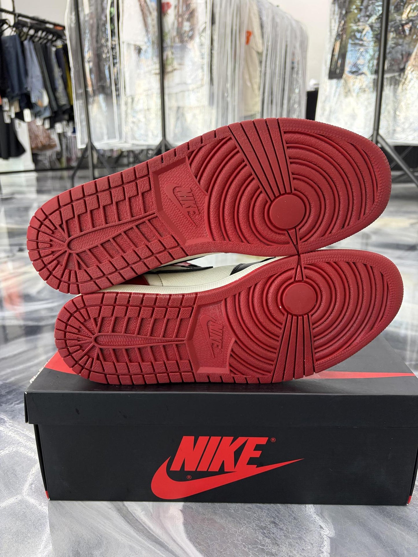 Jordan 1 "Bred Toe" Used Size 11.5