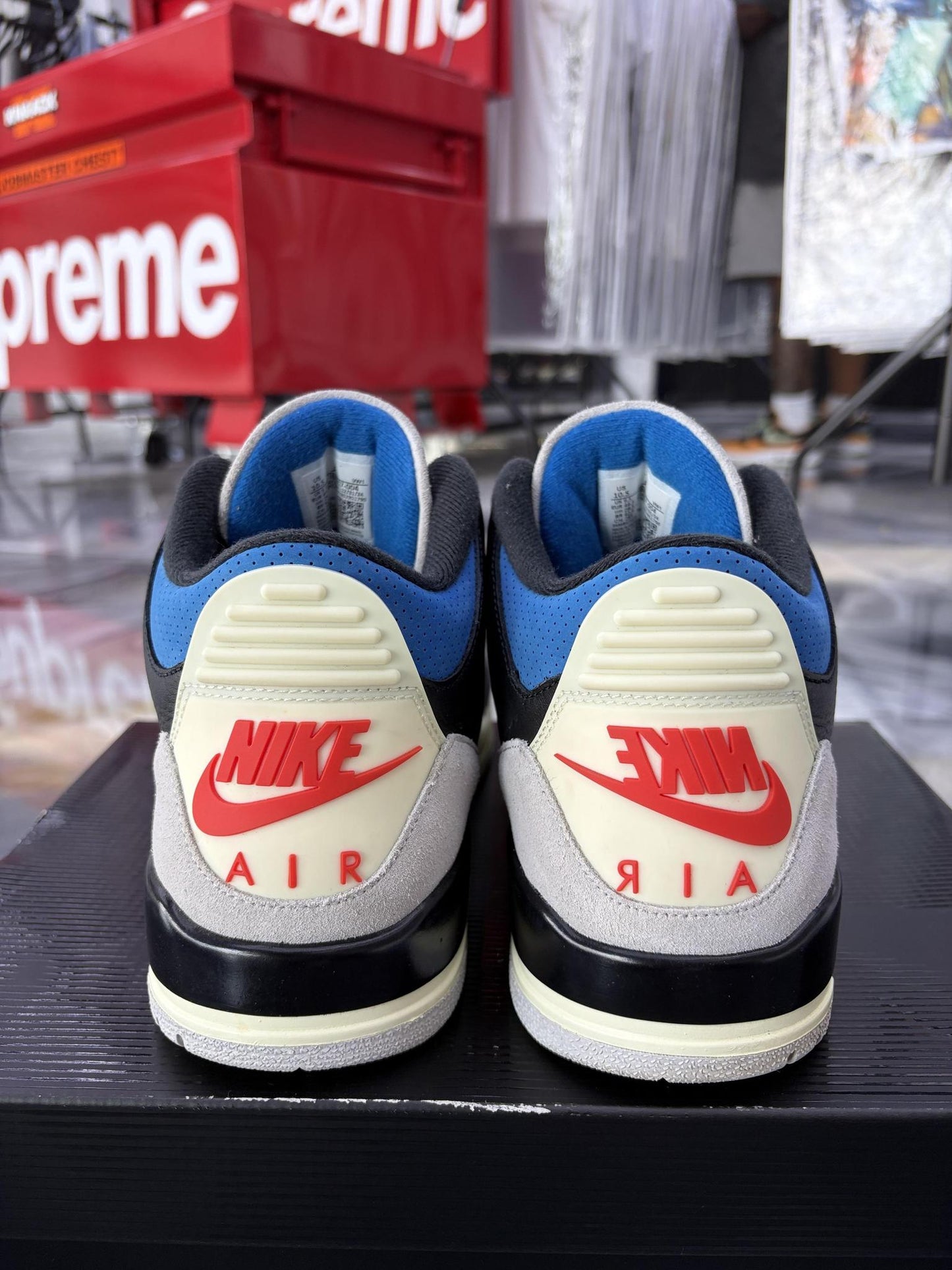 Jordan 3 "Rare Air" Used Size 10.5