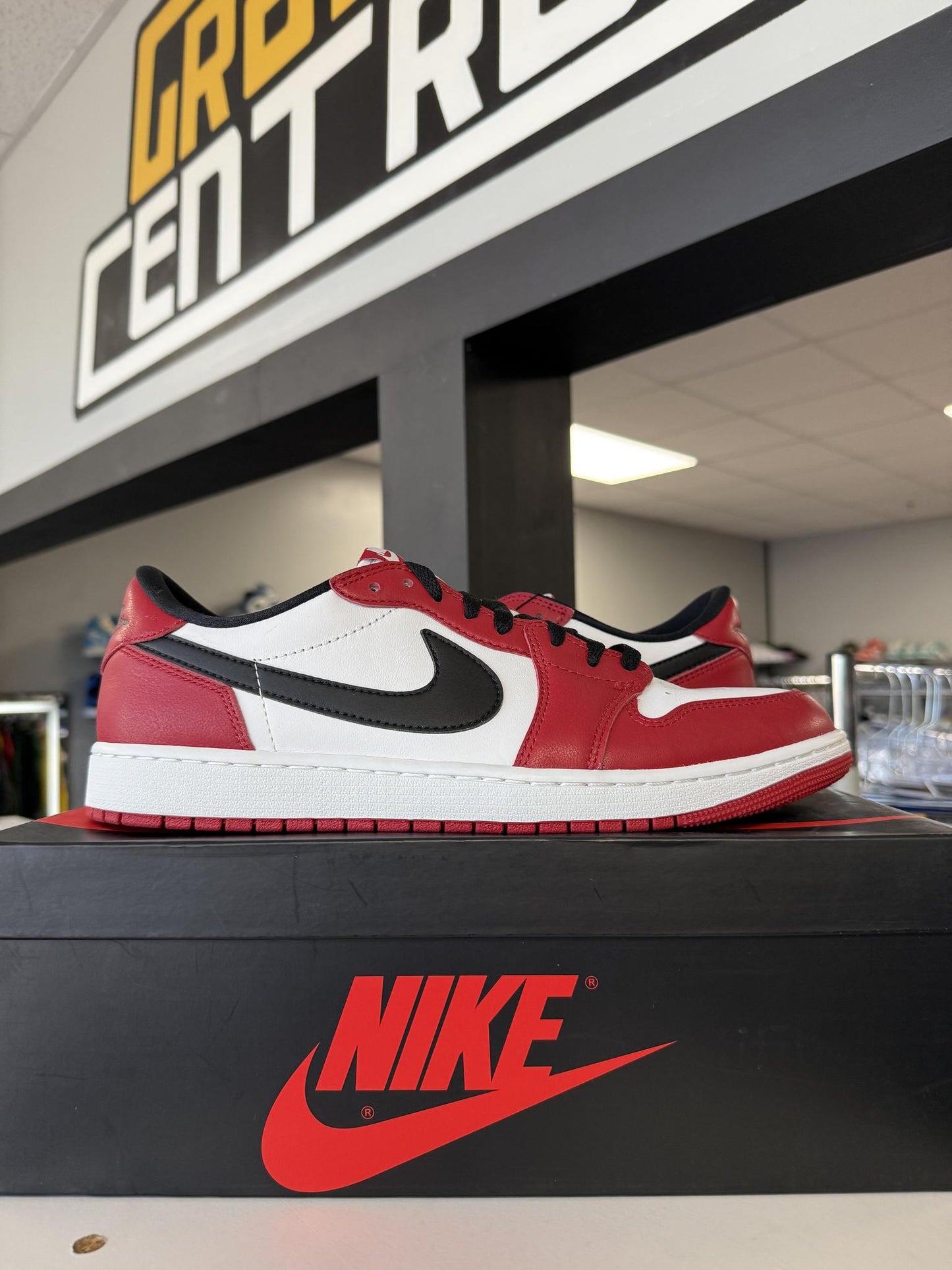 Jordan 1 Low "Chicago" Used Size 12