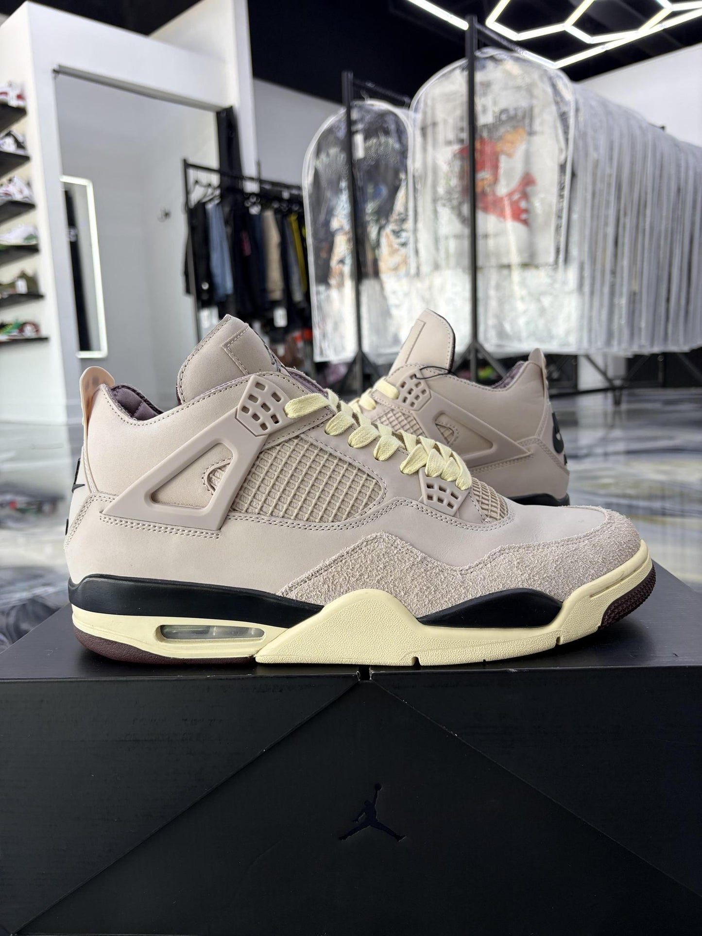 Jordan 4 A Ma Maniere "While You Were Sleeping" Used Size 12