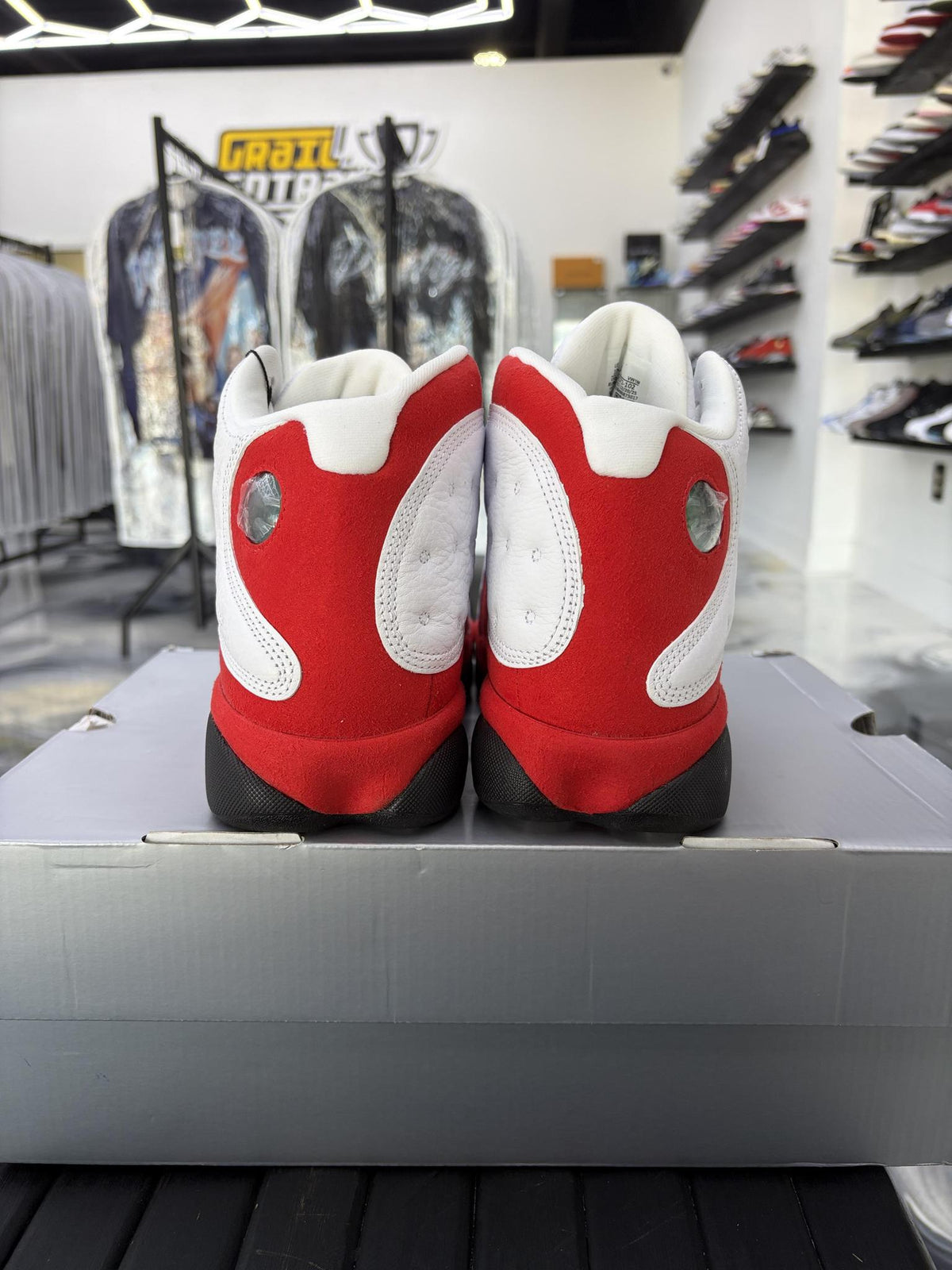 Jordan 13 "Cherry" Used Size 10