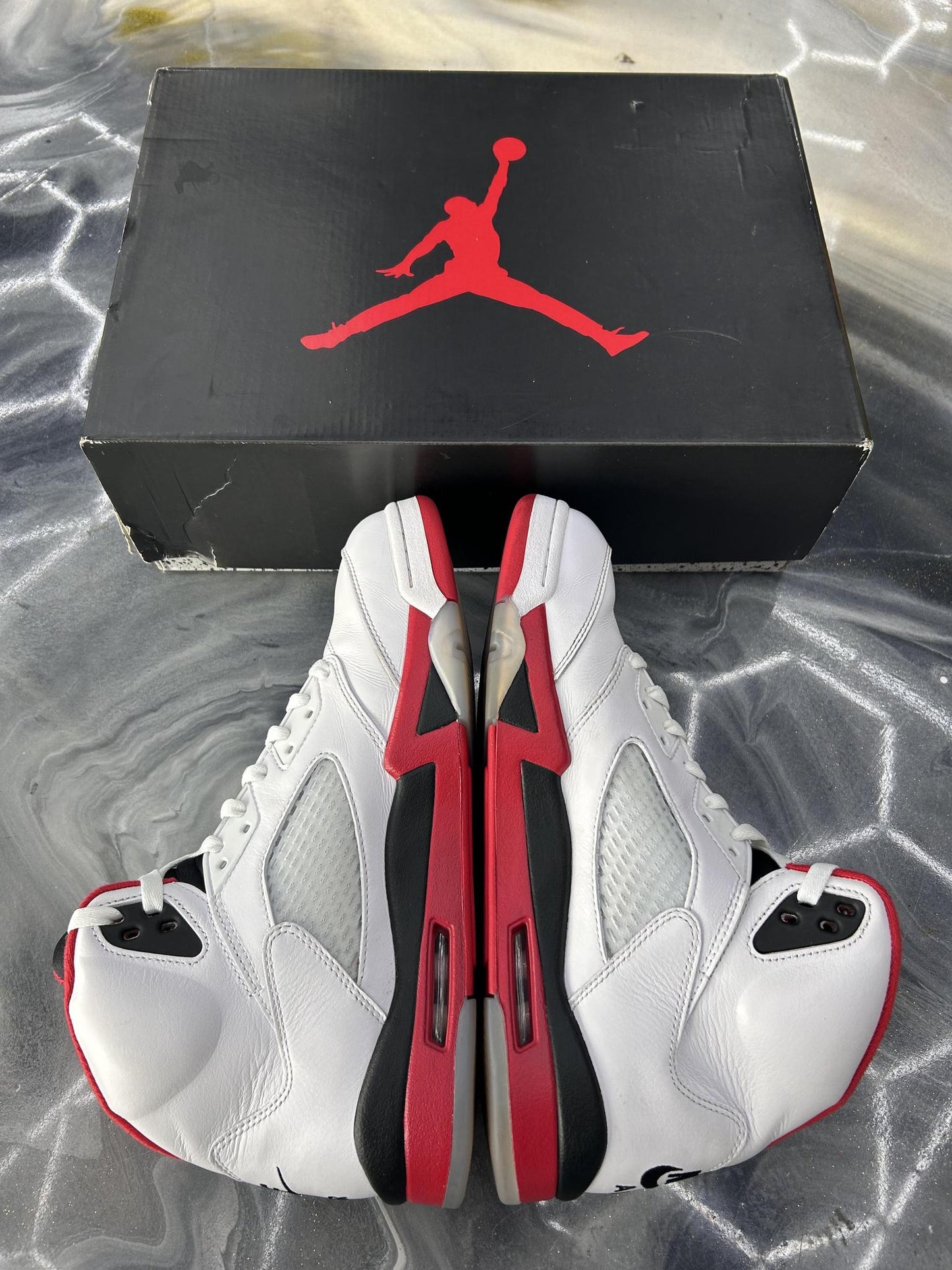 Jordan 5 "Fire Red" Used Size 11.5