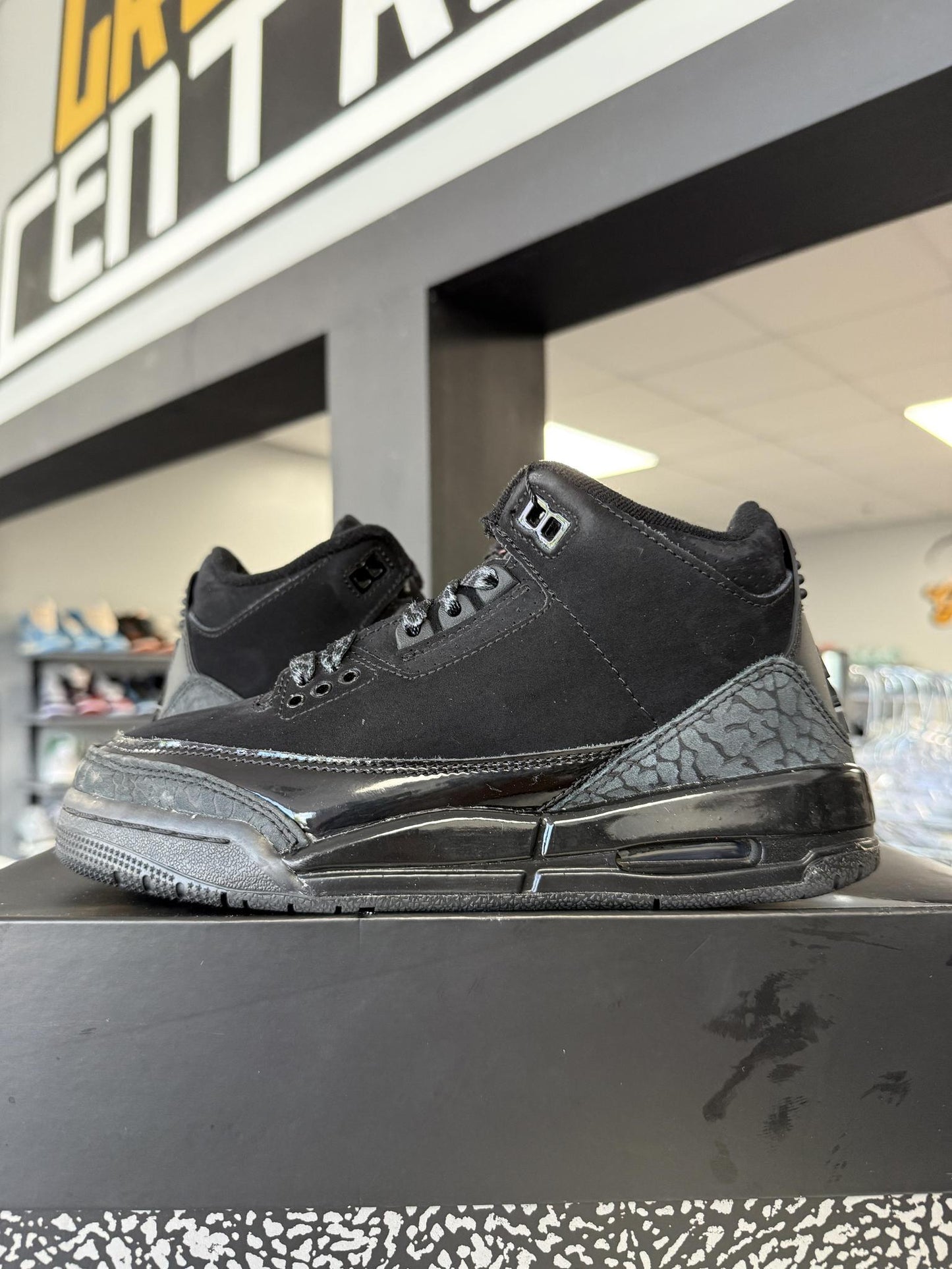 Jordan 3 Black Cat Used Size 3.5Y/5W