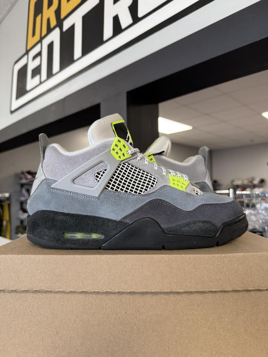 Jordan 4 "Neon 95" Used Size 10